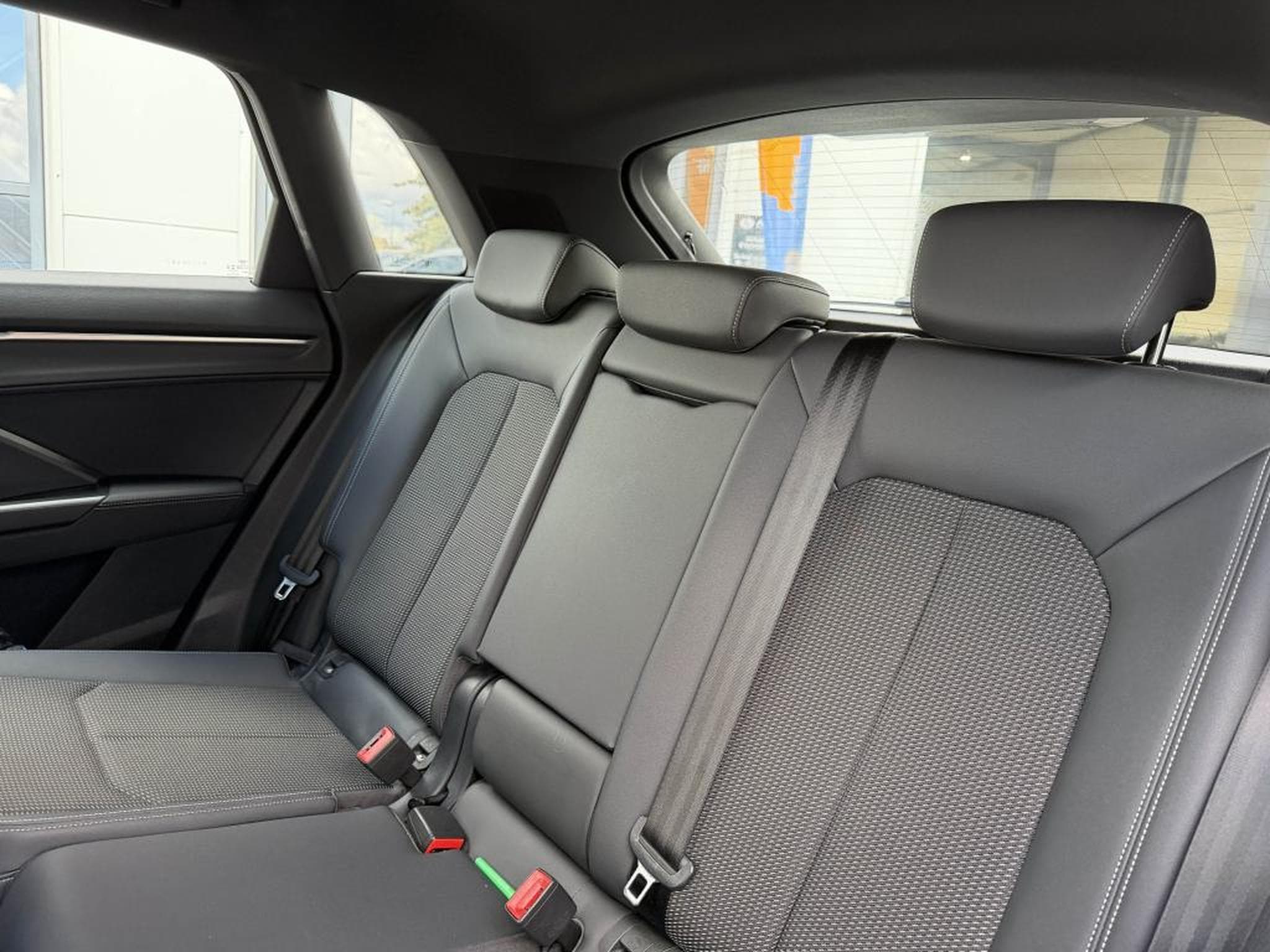 Audi Q3 45 TFSI E 245 S LINE S TRONIC 6 (2022) - Foto 13