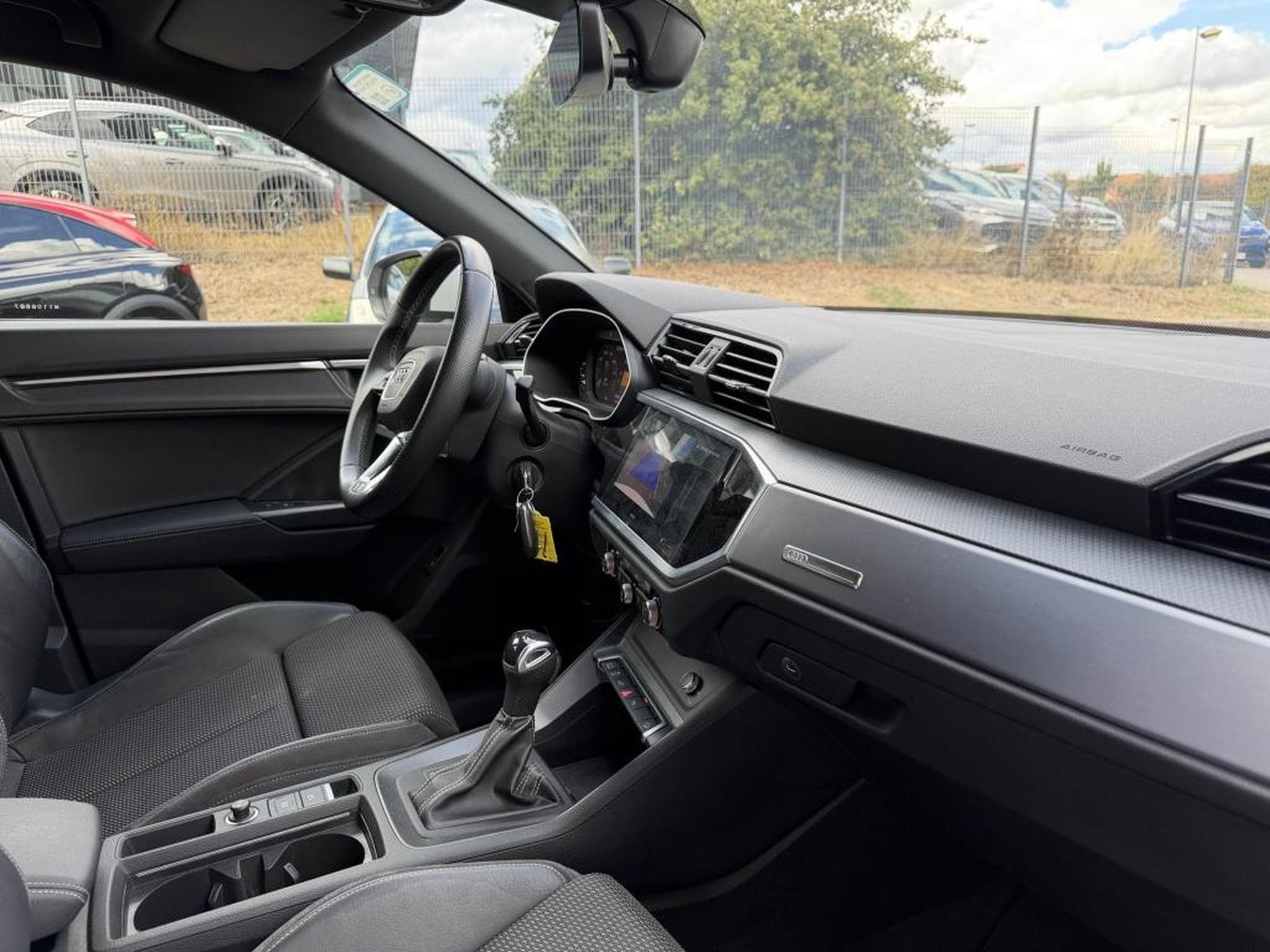 Audi Q3 45 TFSI E 245 S LINE S TRONIC 6 (2022) - Foto 20