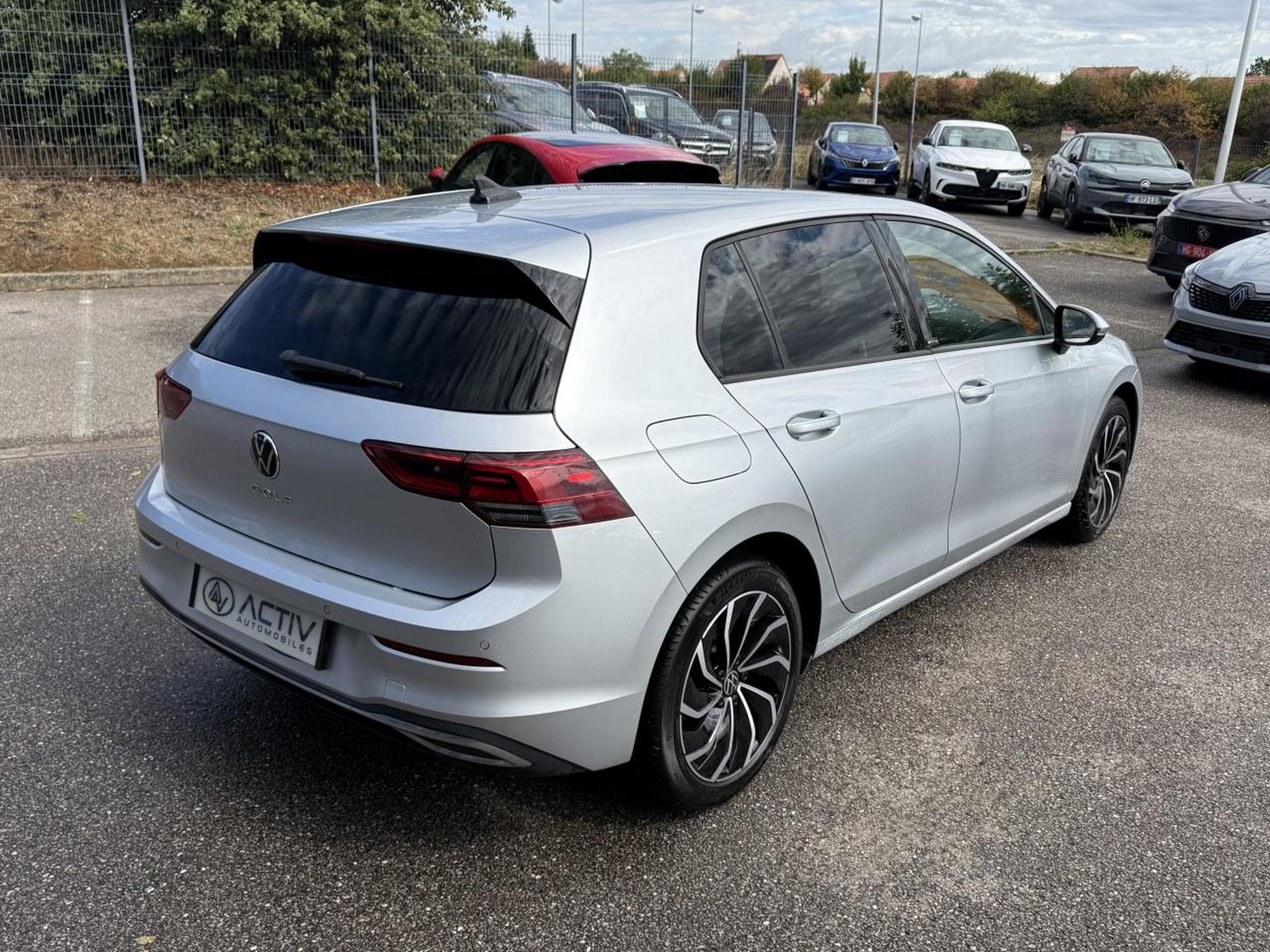 VW GOLF VIII 2.0 TDI SCR 150 ACTIVE DSG7 (2021) - Foto 7