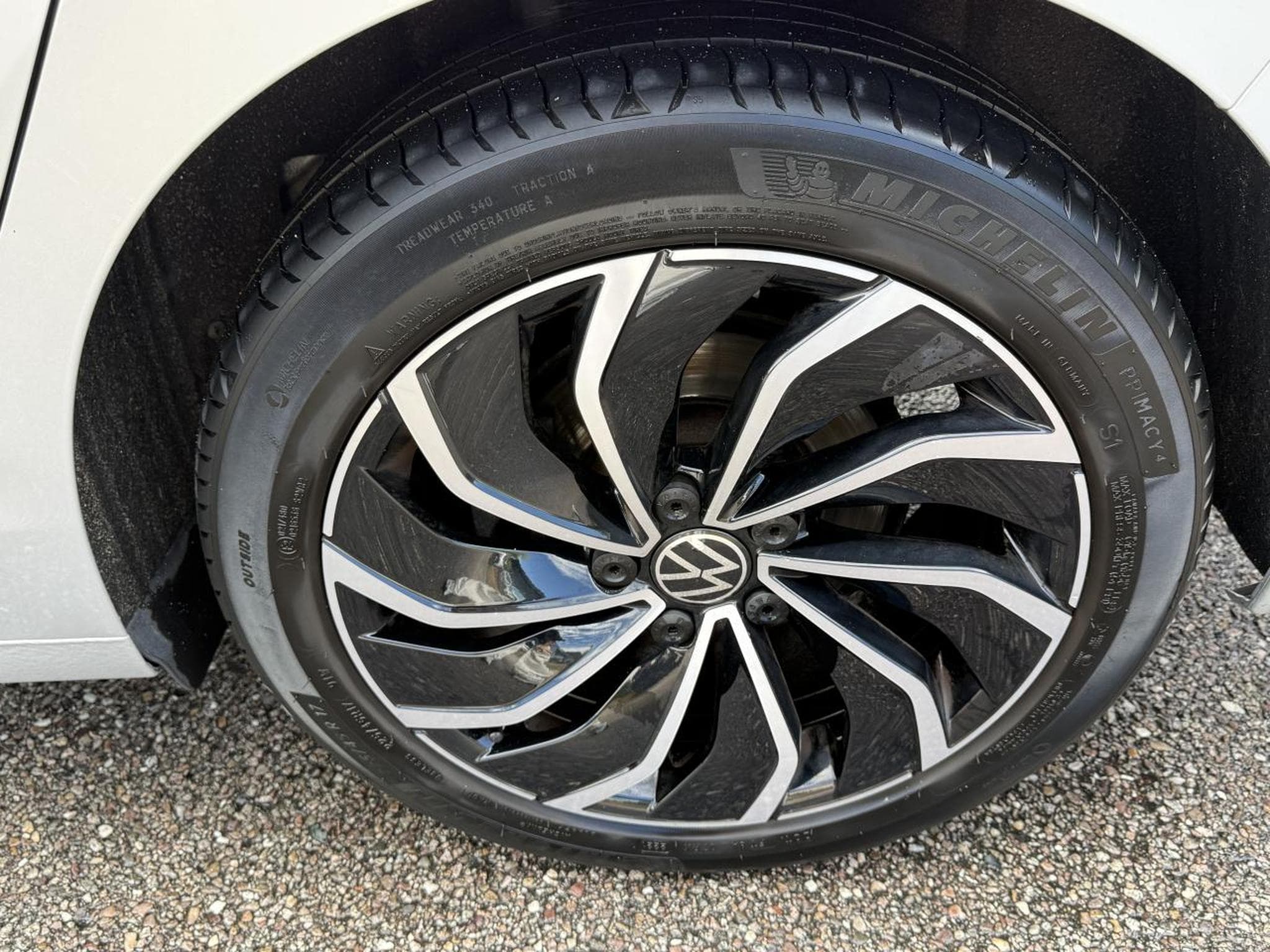 VW GOLF VIII 2.0 TDI SCR 150 ACTIVE DSG7 (2021) - Foto 11