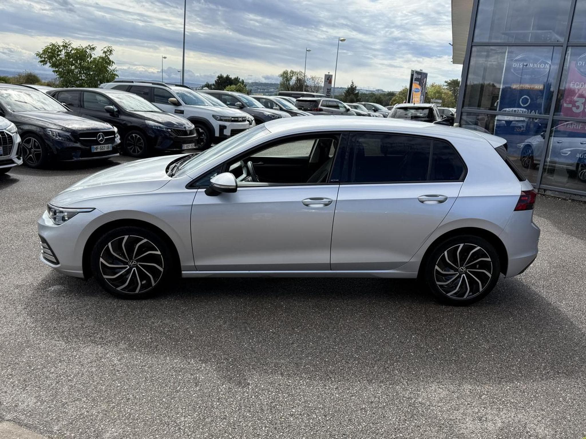 VW GOLF VIII 2.0 TDI SCR 150 ACTIVE DSG7 (2021) - Foto 10