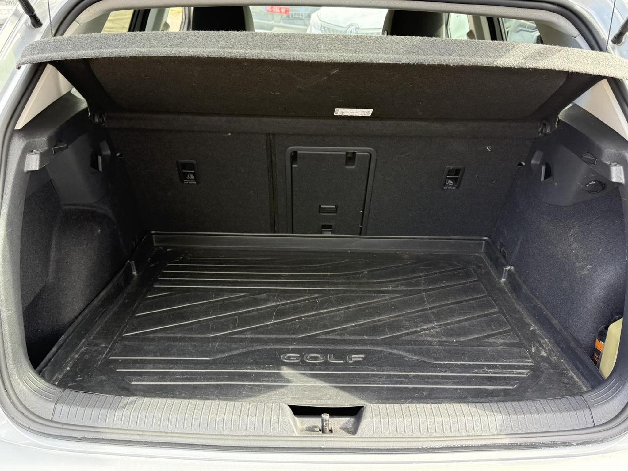 VW GOLF VIII 2.0 TDI SCR 150 ACTIVE DSG7 (2021) - Foto 13