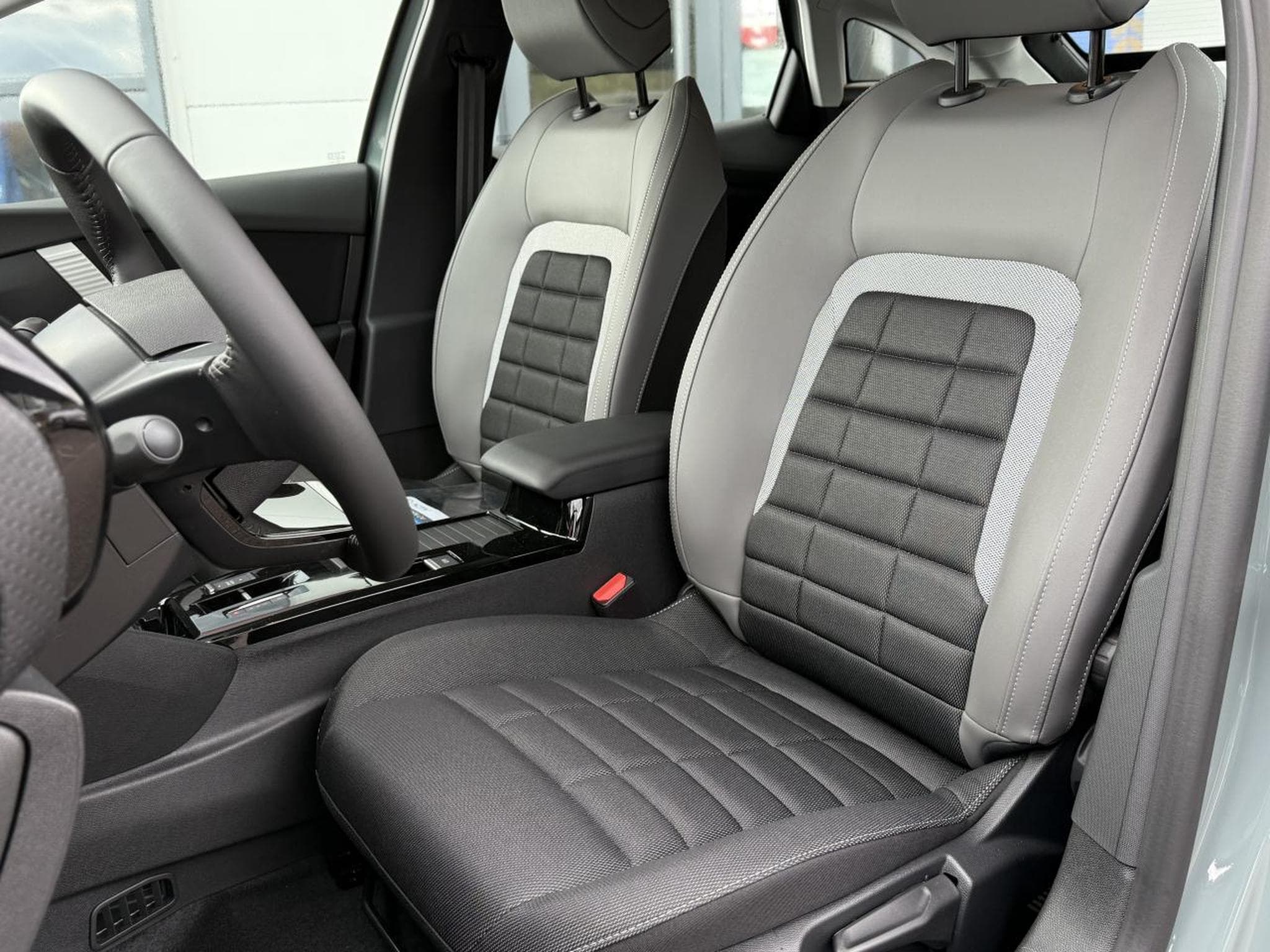 Citroen C4 ELECTRIQUE 156CH 54KWH AUTONOMIE ETENDUE PLUS (2025) - Foto 20