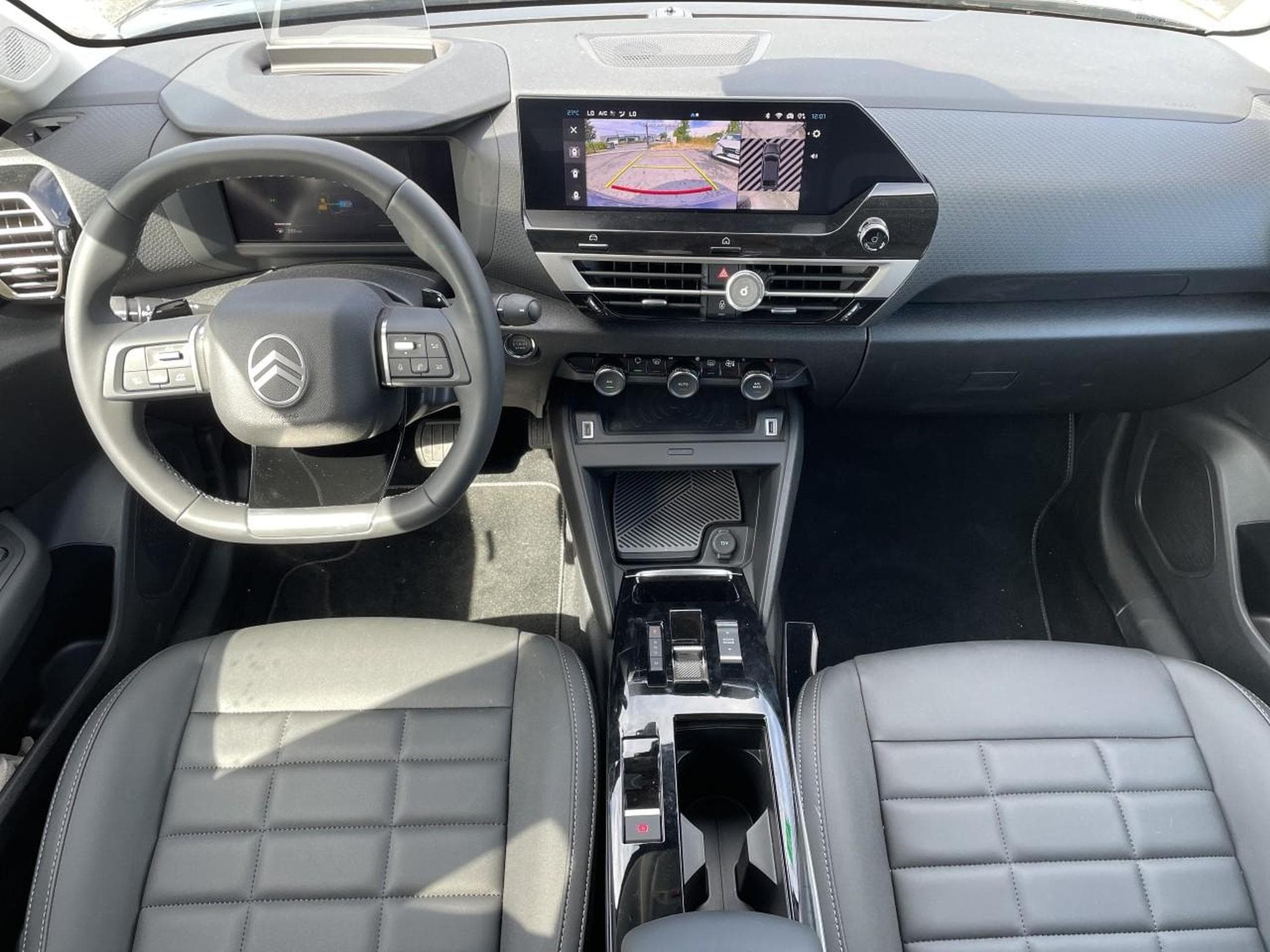 Citroen C4 X 1.2 HYBRIDE 145 MAX E-DCS6 (2025) - Foto 9