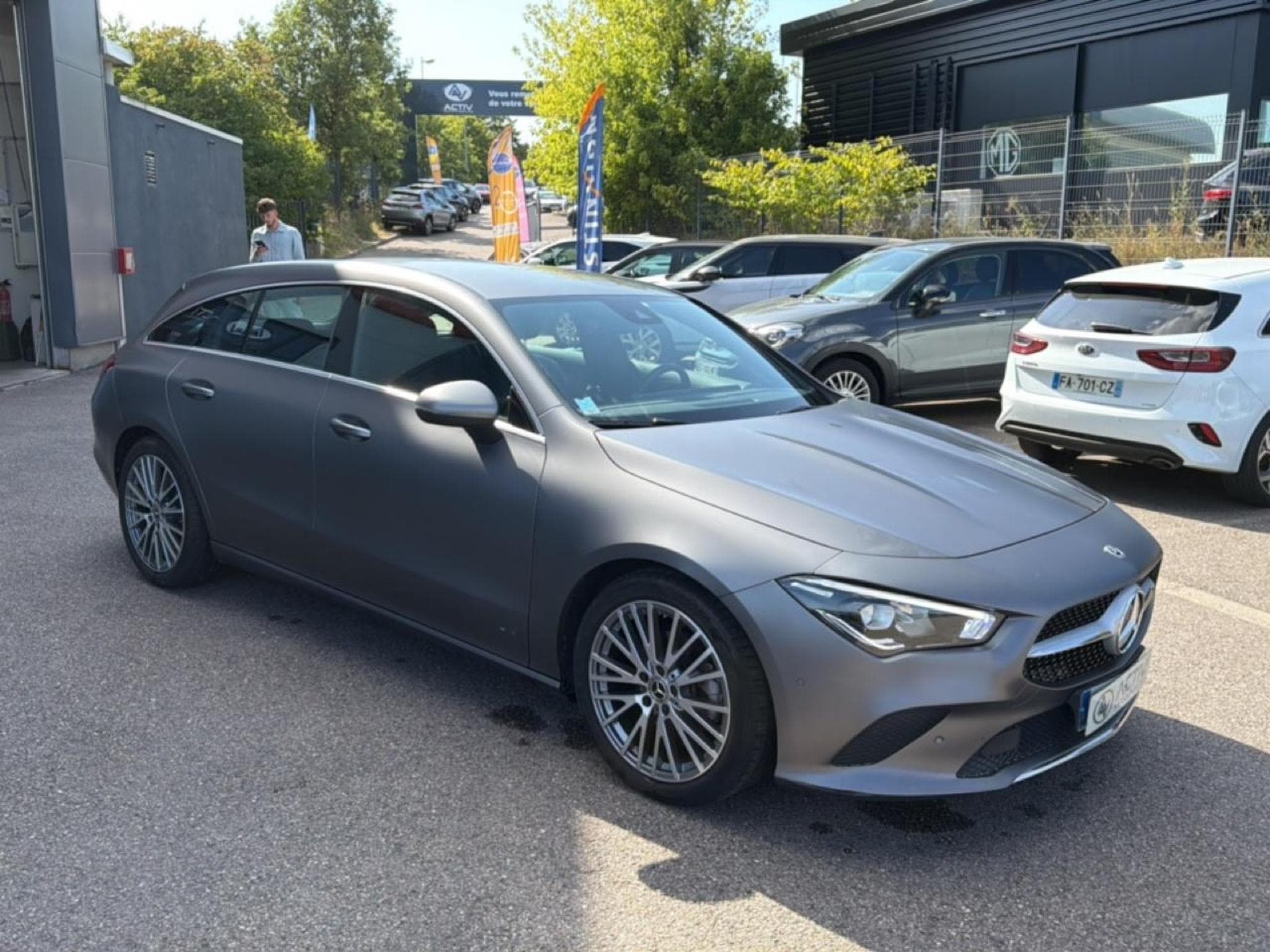 Mercedes CLA 180 180 136 BUSINESS LINE 7G-DCT (2023) - Photo 3