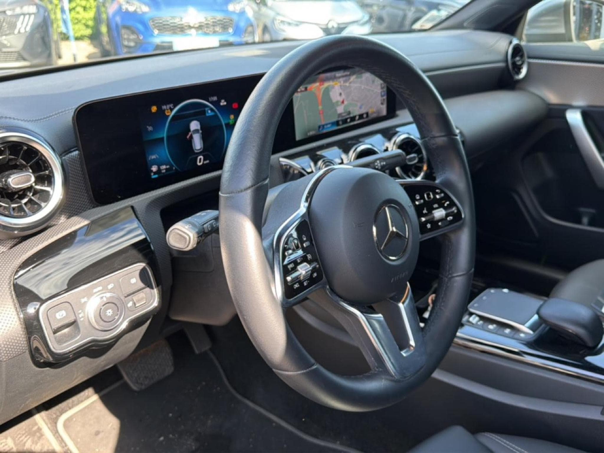 Mercedes CLA 180 180 136 BUSINESS LINE 7G-DCT (2023) - Photo 9