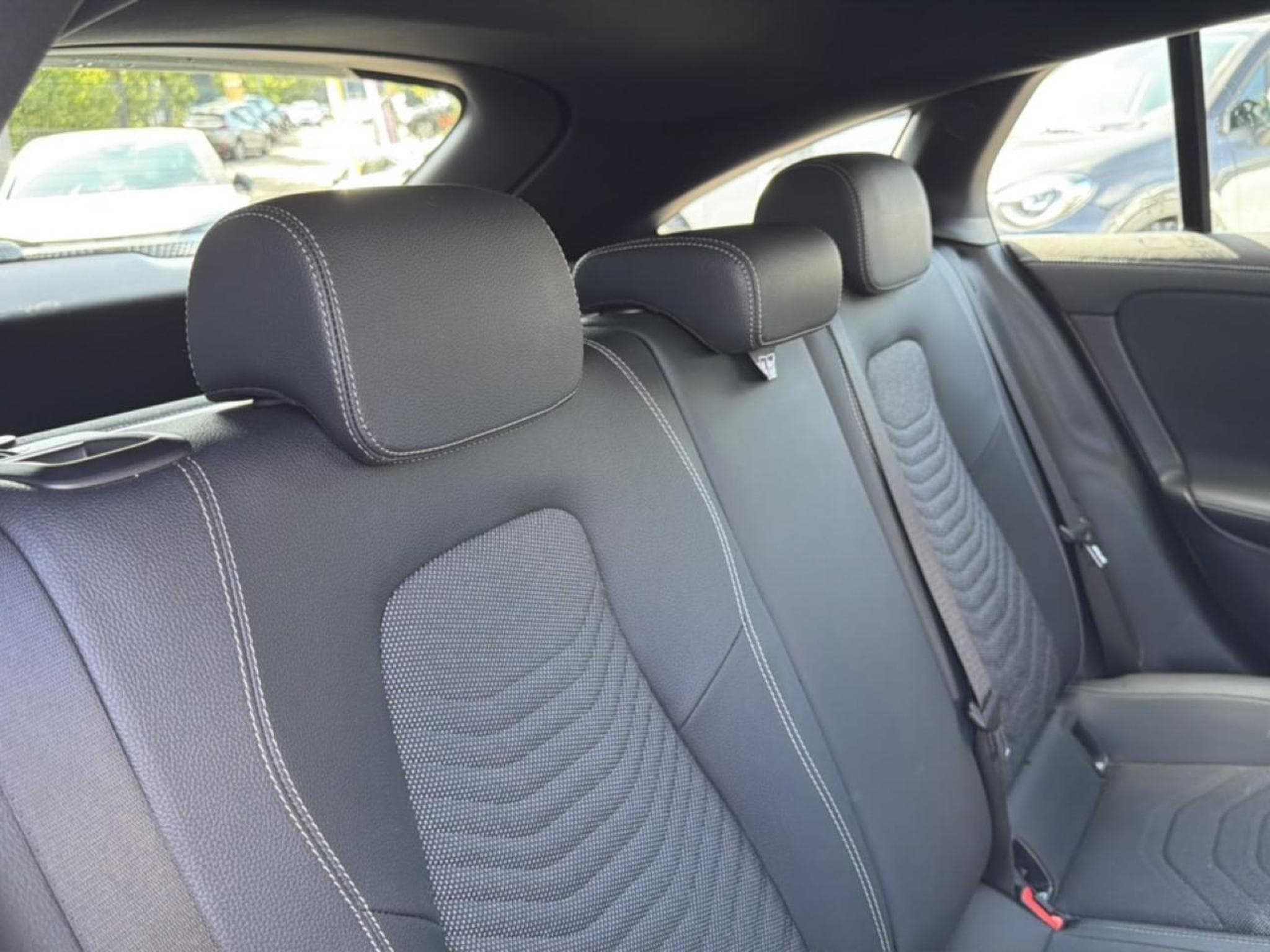 Mercedes CLA 180 180 136 BUSINESS LINE 7G-DCT (2023) - Photo 20