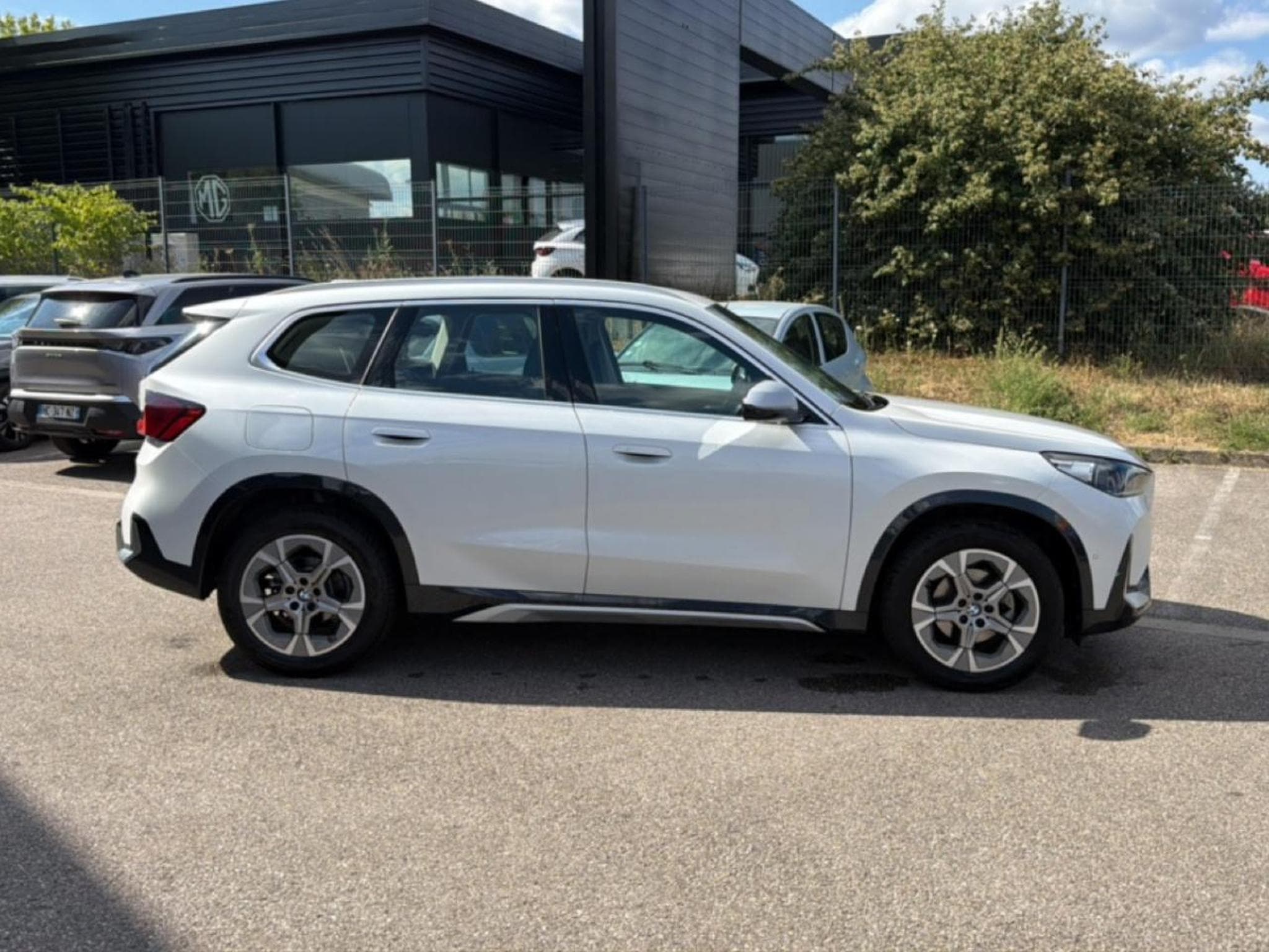 Bmw X1 (U11) SDRIVE18I 136 XLINE (2023) - Photo 4