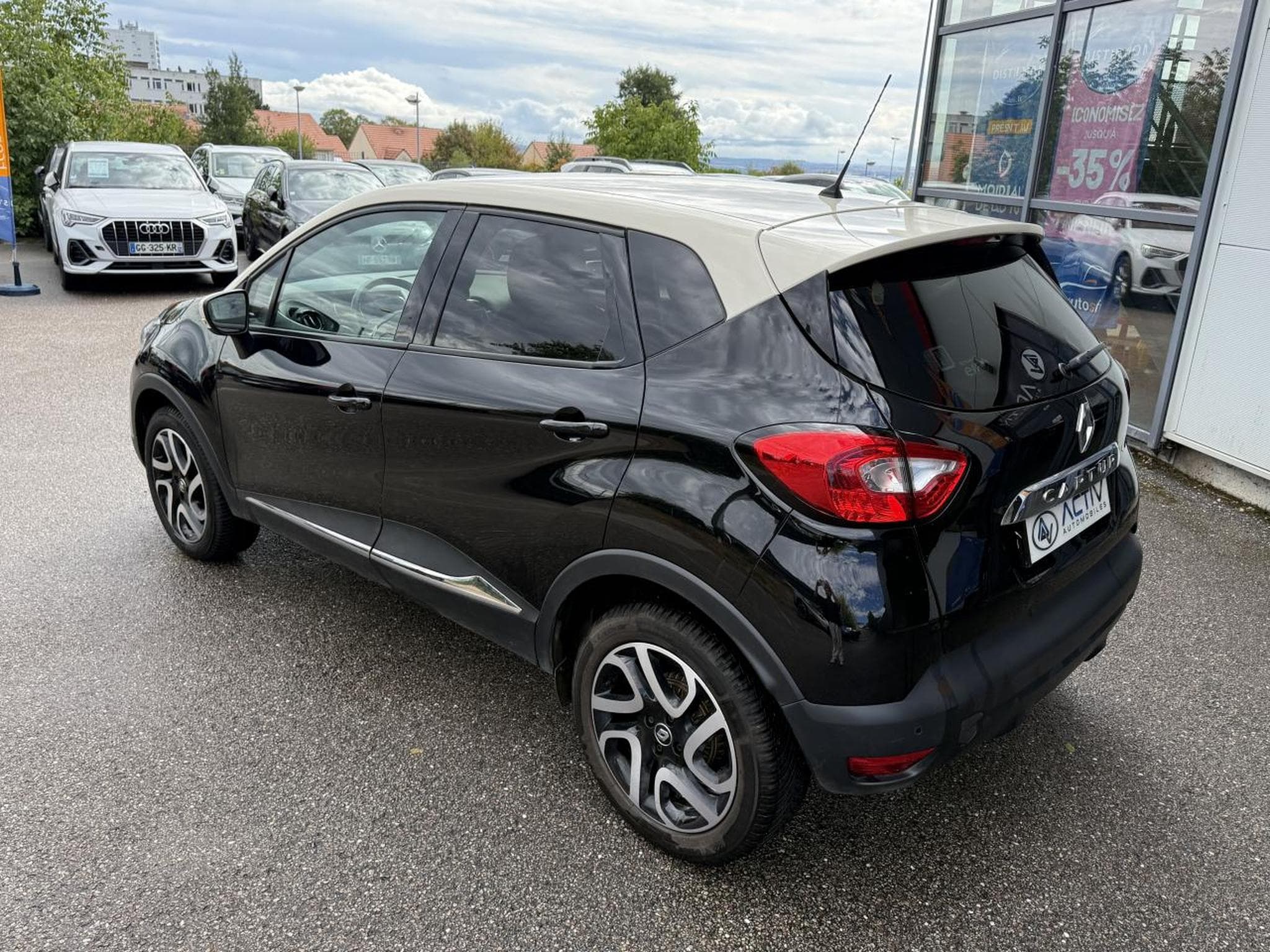 Renault CAPTUR 0.9 TCE 90 ENERGY INTENS 2016 (2016) - Foto 8