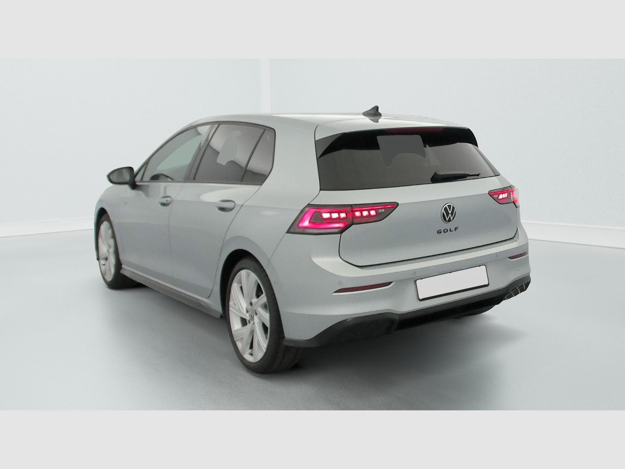 VW Golf VIII 2.0 TDI 150 DSG7 R-LINE (2025) - Foto 5