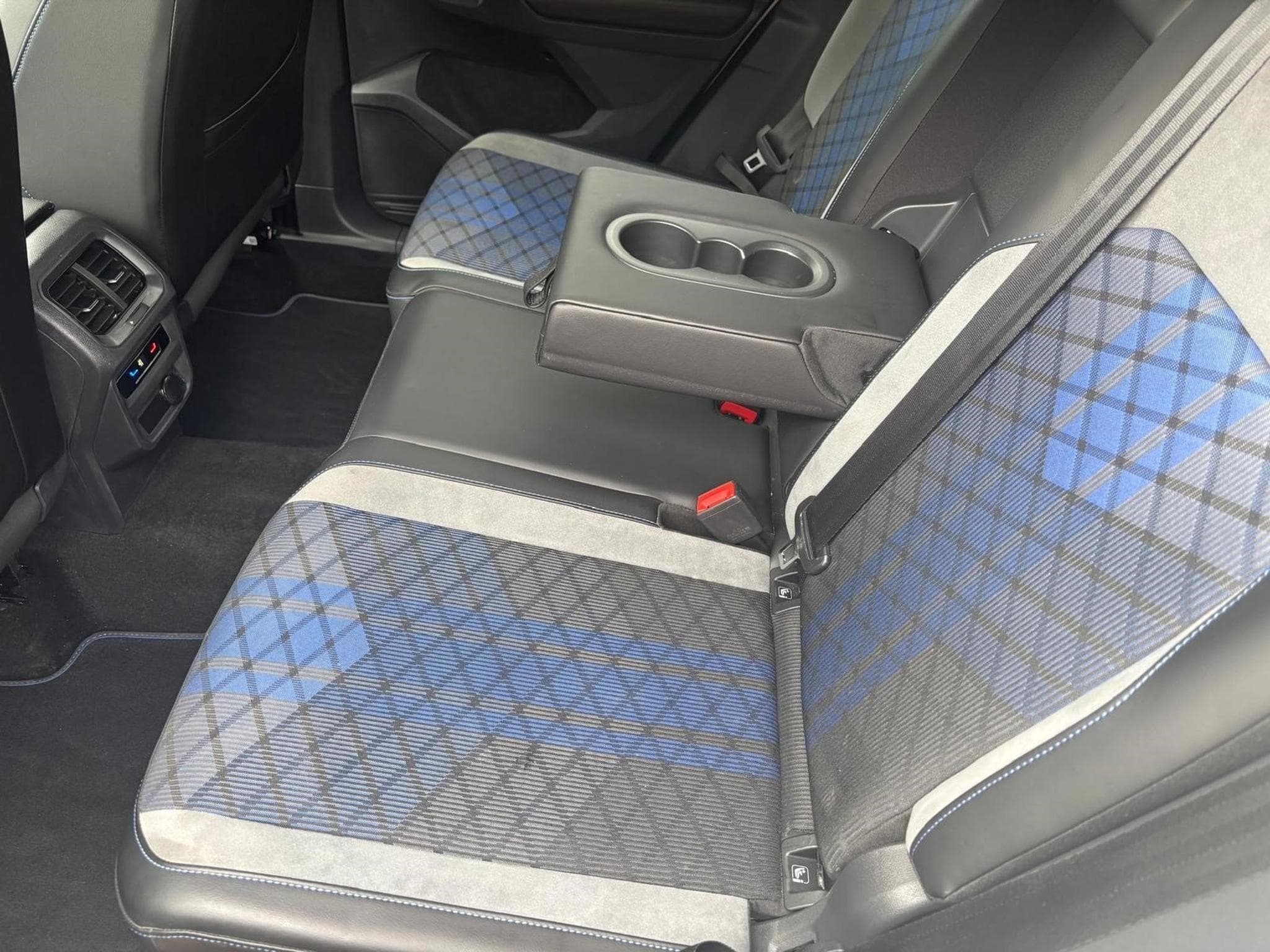 VW Tiguan R (2021) - Photo 5