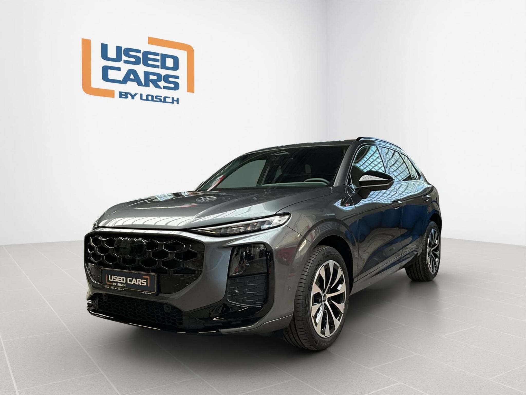 Audi Q3 S-Line+TFSI+Quattro+Pano+P.Business+ (2025) - Photo 1