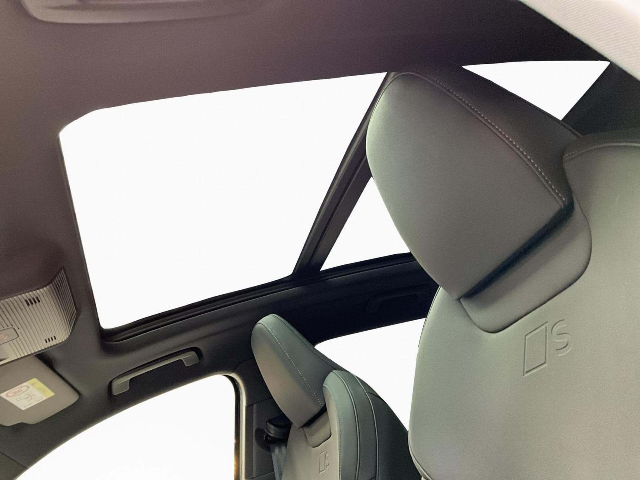 Audi Q3 S-Line+TFSI+Quattro+Pano+P.Business+ (2025) - Photo 15