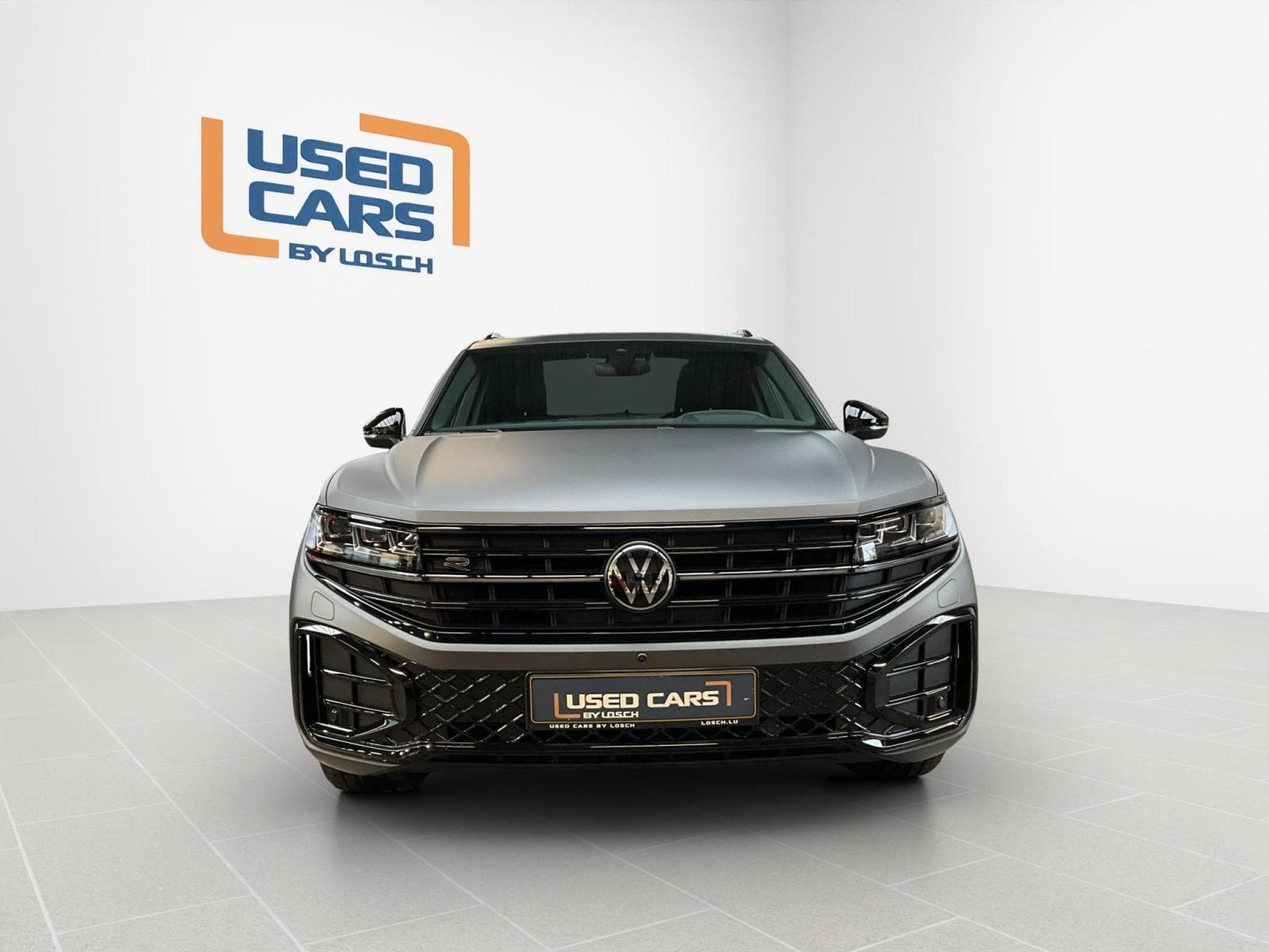 VW Touareg R-Line+4M+Black-Style+Pano+AHK+Luft.+Stand-H. (2025) - Photo 3