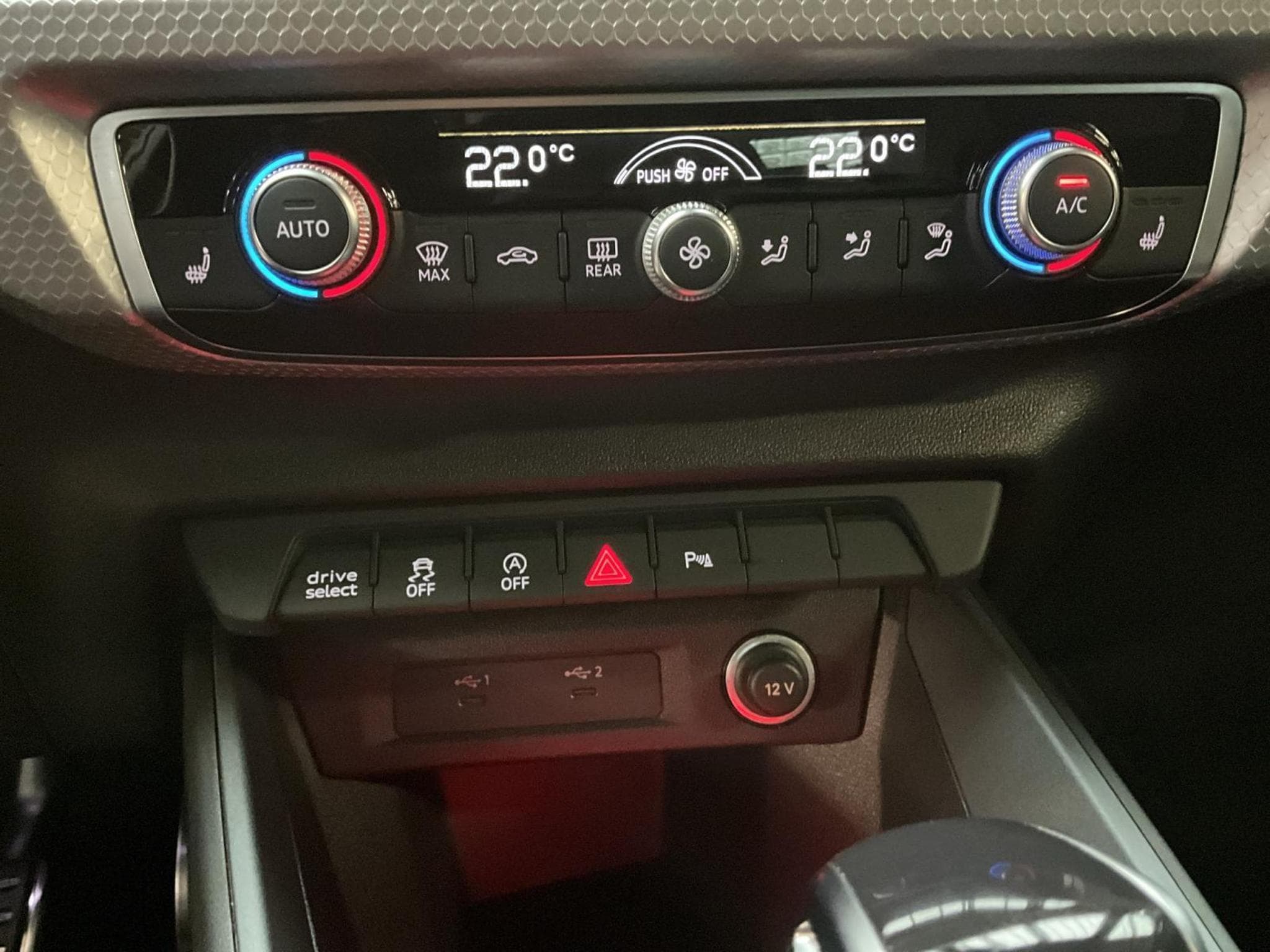 Audi A1 SB+S-line+S-Tronic+40TFSI+P.Confort+LM18+LED+NAVI (2021) - Foto 19