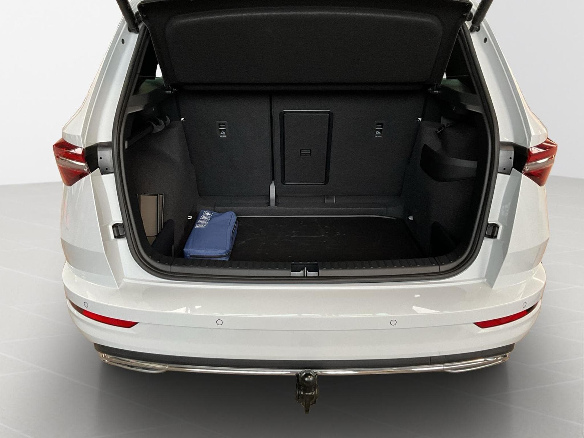 Skoda Karoq Sportline+DSG+LED+NAVI+AHK+P.Travel (2025) - Photo 16