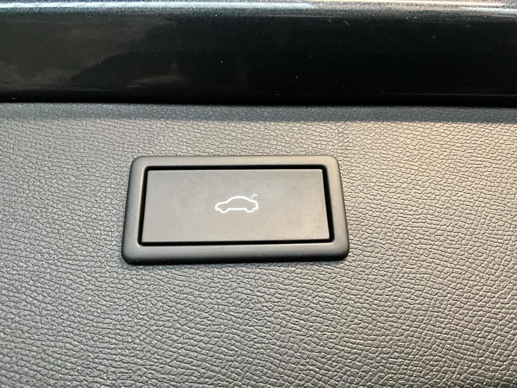 Cupra Formentor Dynamic-Design+DSG+Pure-Performance+ahk+Sennheiser (2025) - Photo 18