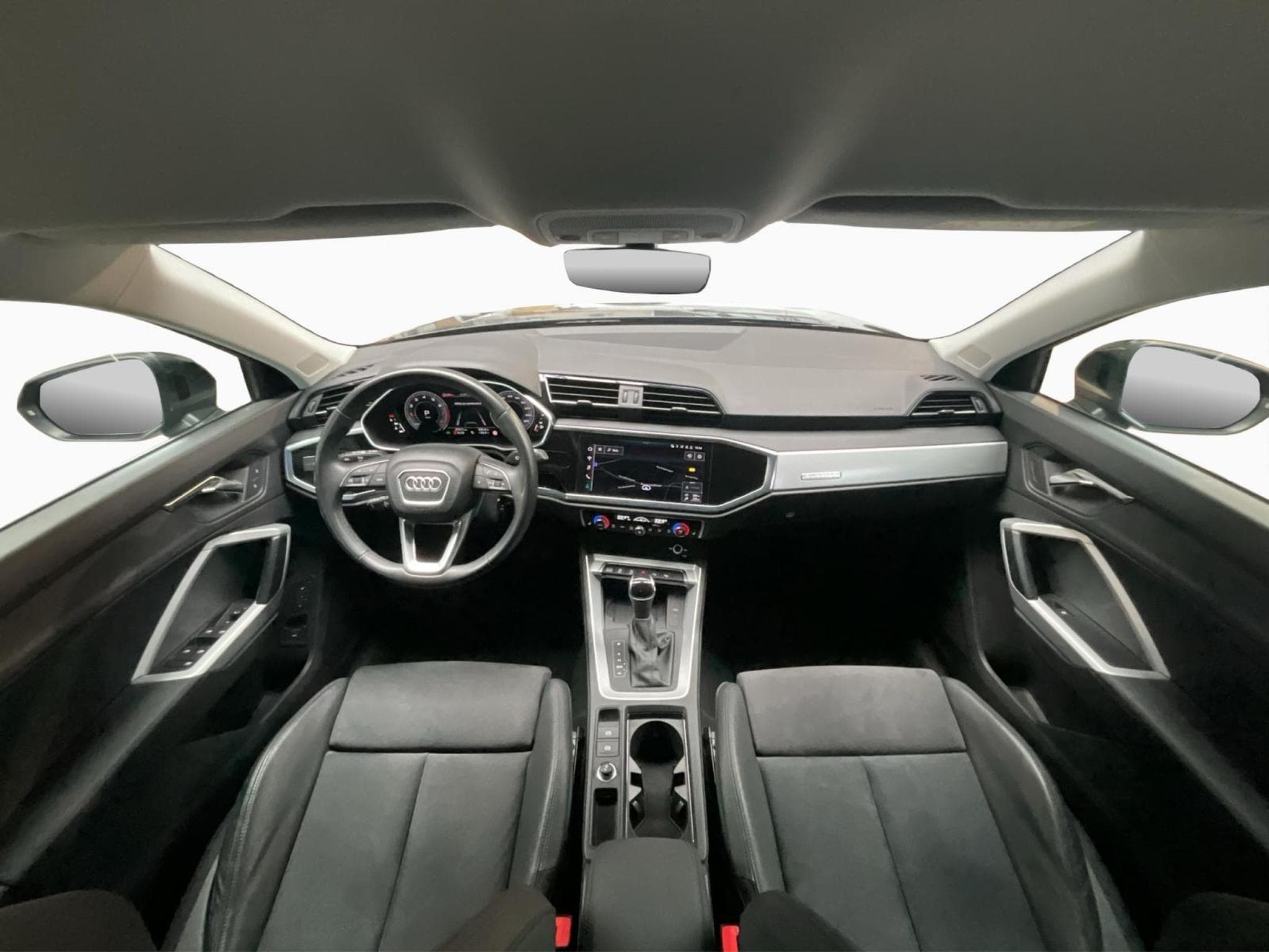 Audi Q3 SB+S-line+40TFSI+Quattro+S-Tronic+P.Business+LED+NAVI (2023) - Photo 2