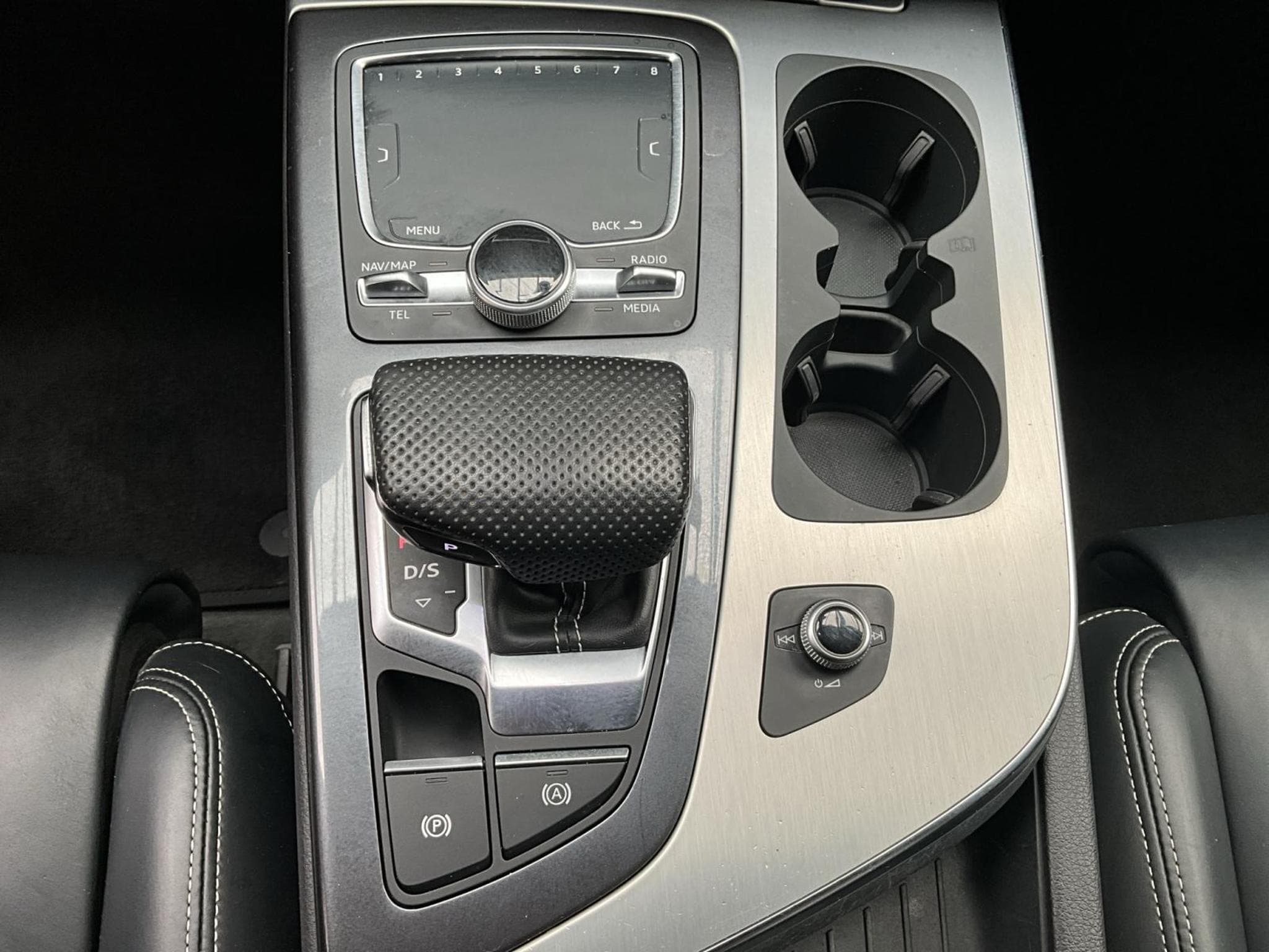 Audi Q7 50 TDI quattro tiptronic (2019) - Photo 12