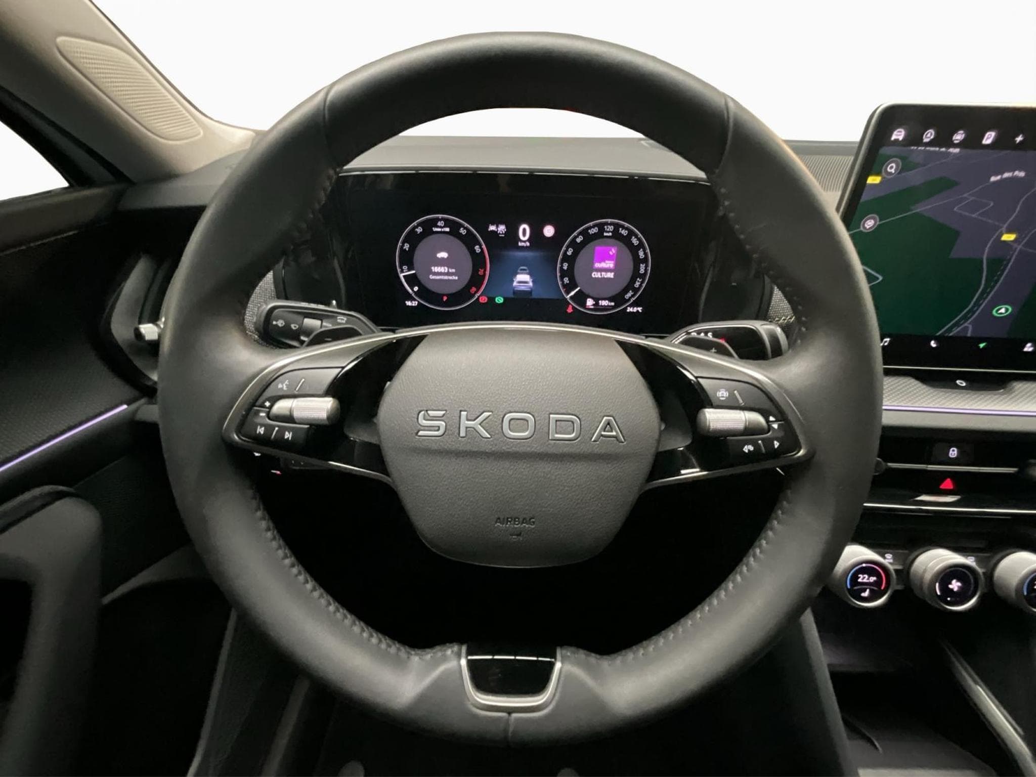 Skoda Kodiaq Selection+DSG+4x4+P.Convenience+Light&View+ (2025) - Photo 10
