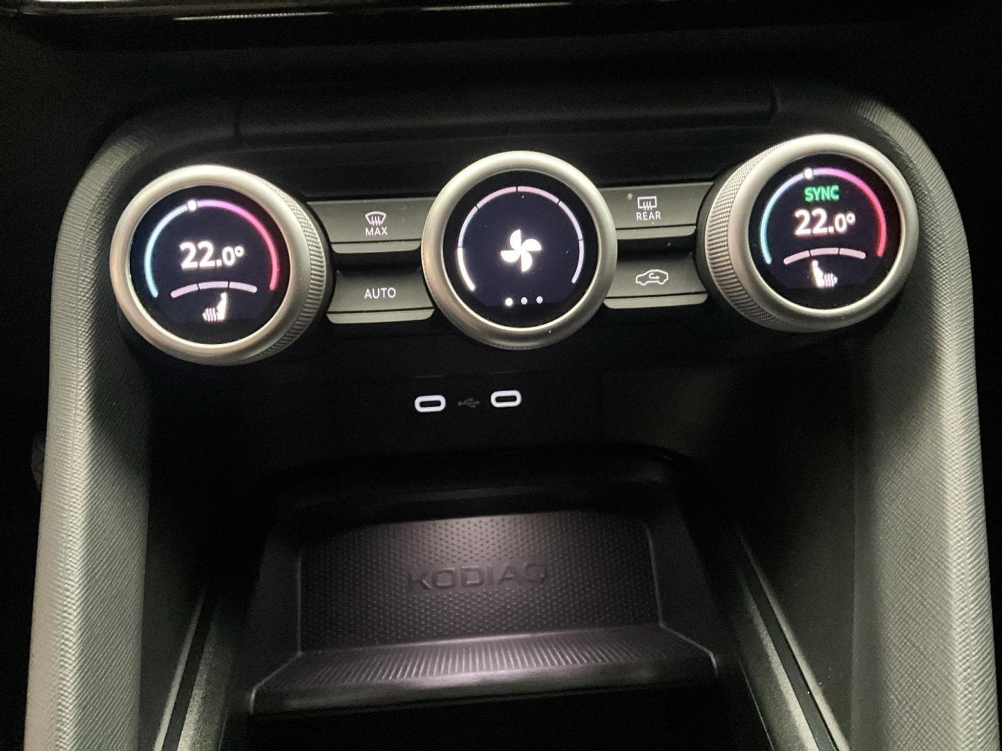 Skoda Kodiaq Selection+DSG+4x4+P.Convenience+Light&View+ (2025) - Photo 20