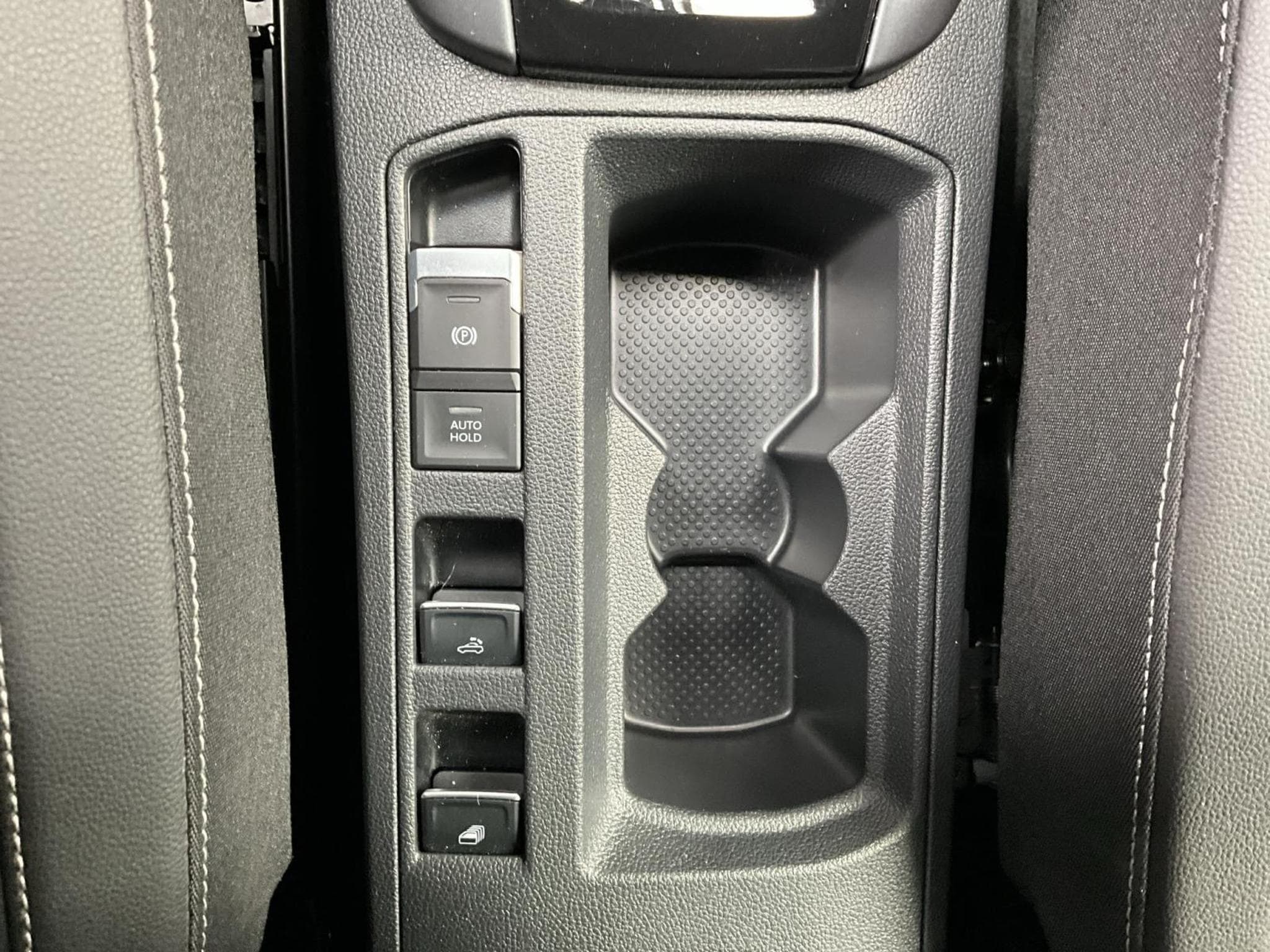 VW T-Roc R-Line+DSG+P.Aide+LM19+Black-Style (2022) - Photo 20
