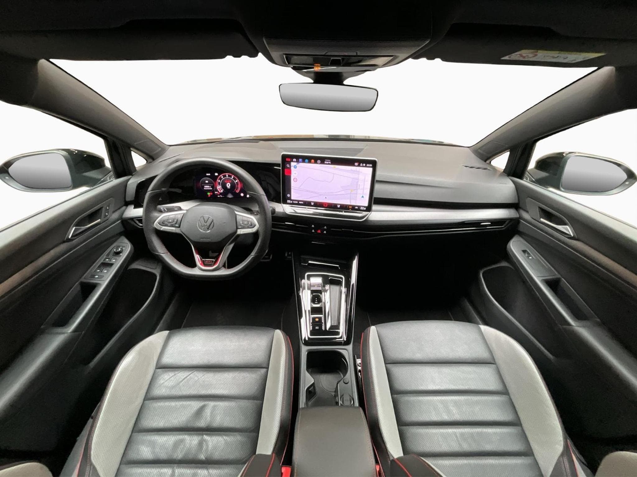 VW Golf GTI+DSG+Standh.+Head+Pano+LM19 (2025) - Photo 2