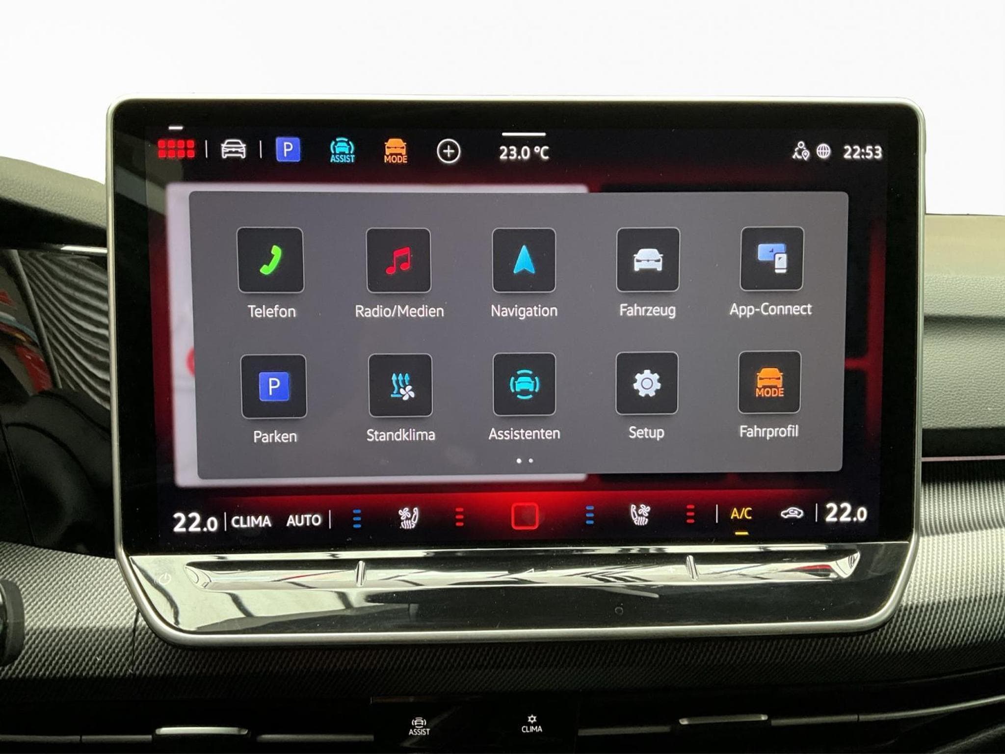 VW Golf GTI+DSG+Standh.+Head+Pano+LM19 (2025) - Photo 13