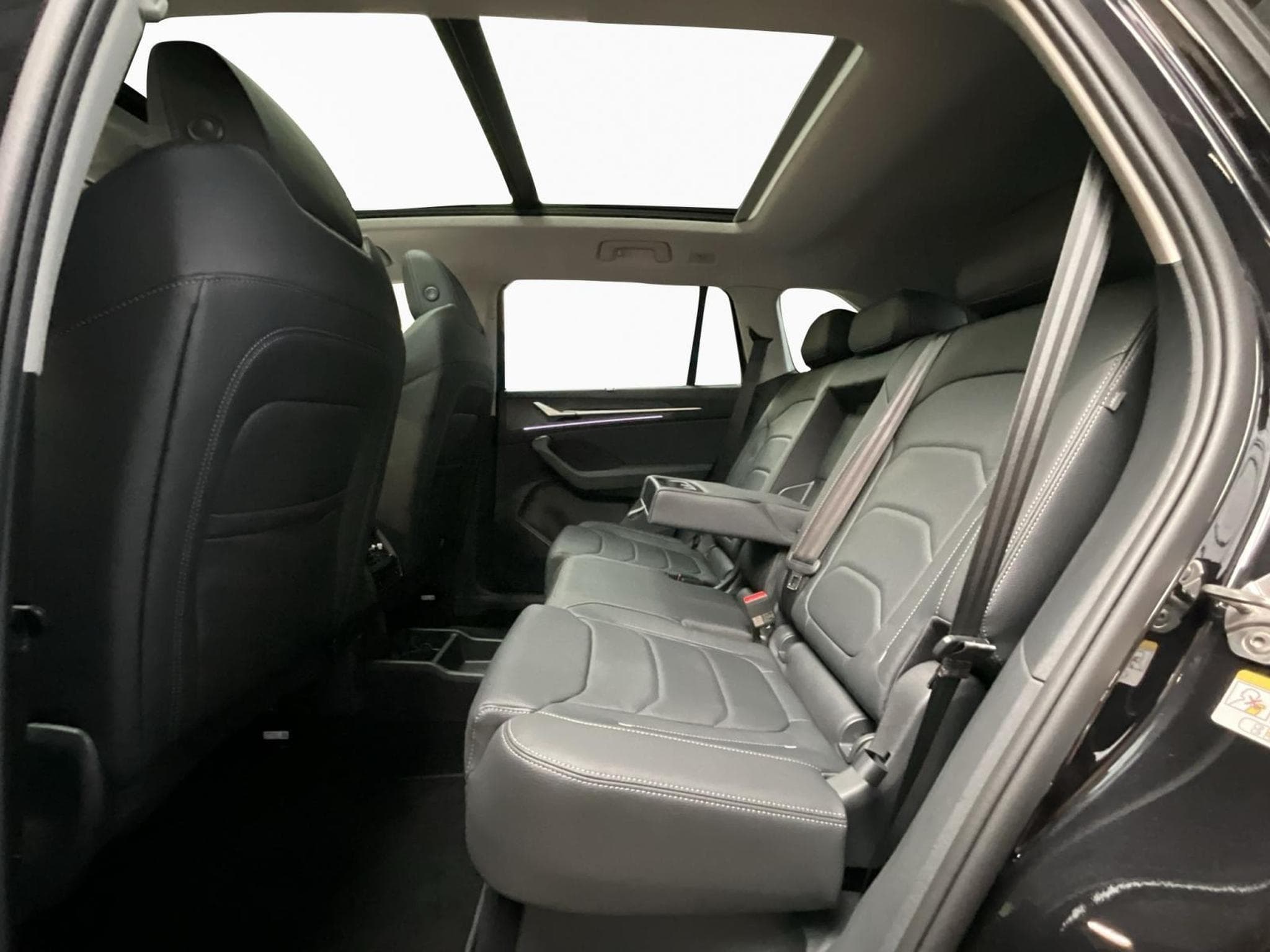 Skoda Kodiaq Selection+DSG+4x4+P.Simply&Clever+LM19+P.Light+P.Optic+P.con (2025) - Foto 16