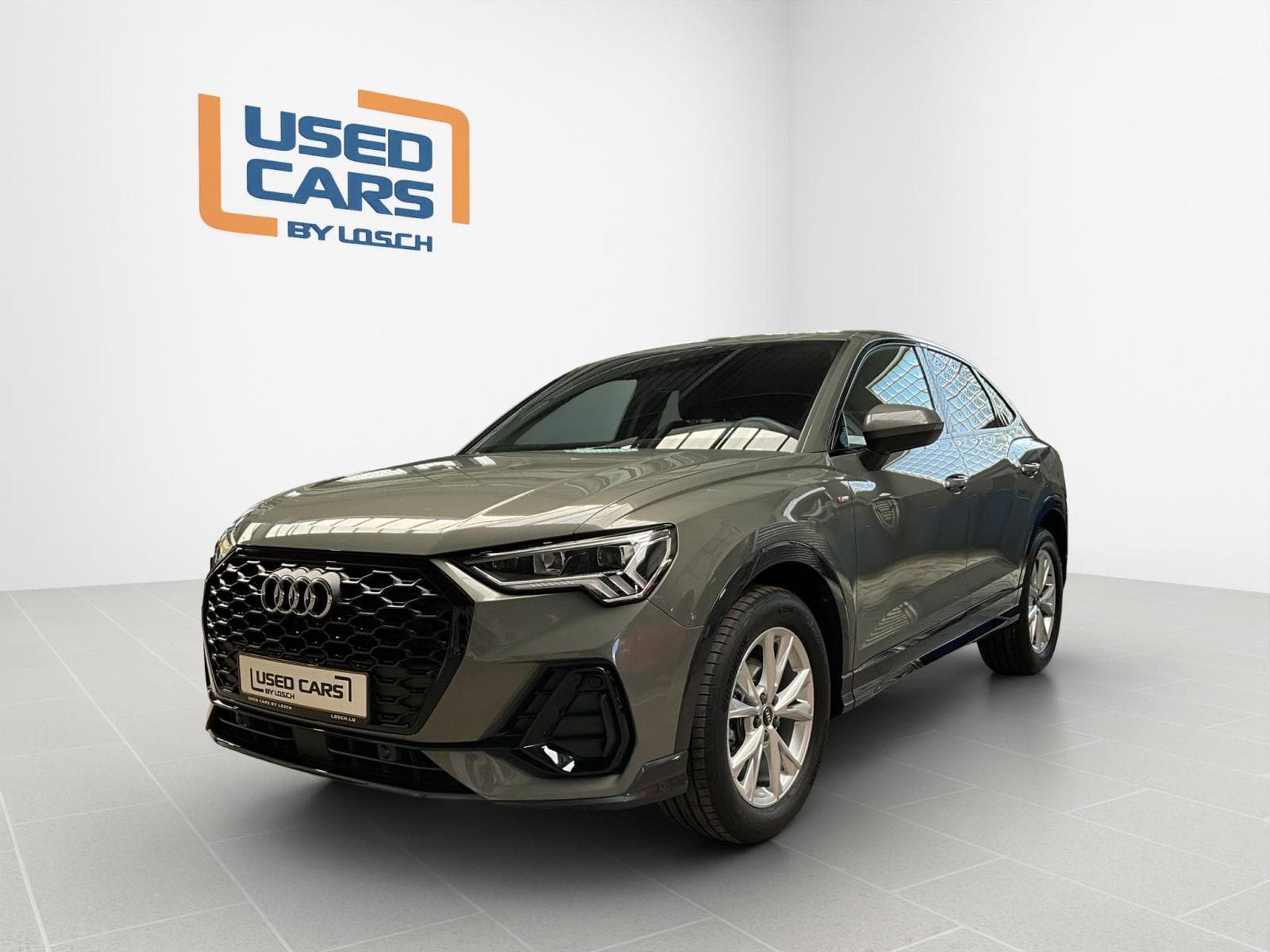 Audi Q3 SB+S-line+35TFSI+S-Tronic+P.Premium+Black-Style (2025) - Foto 1