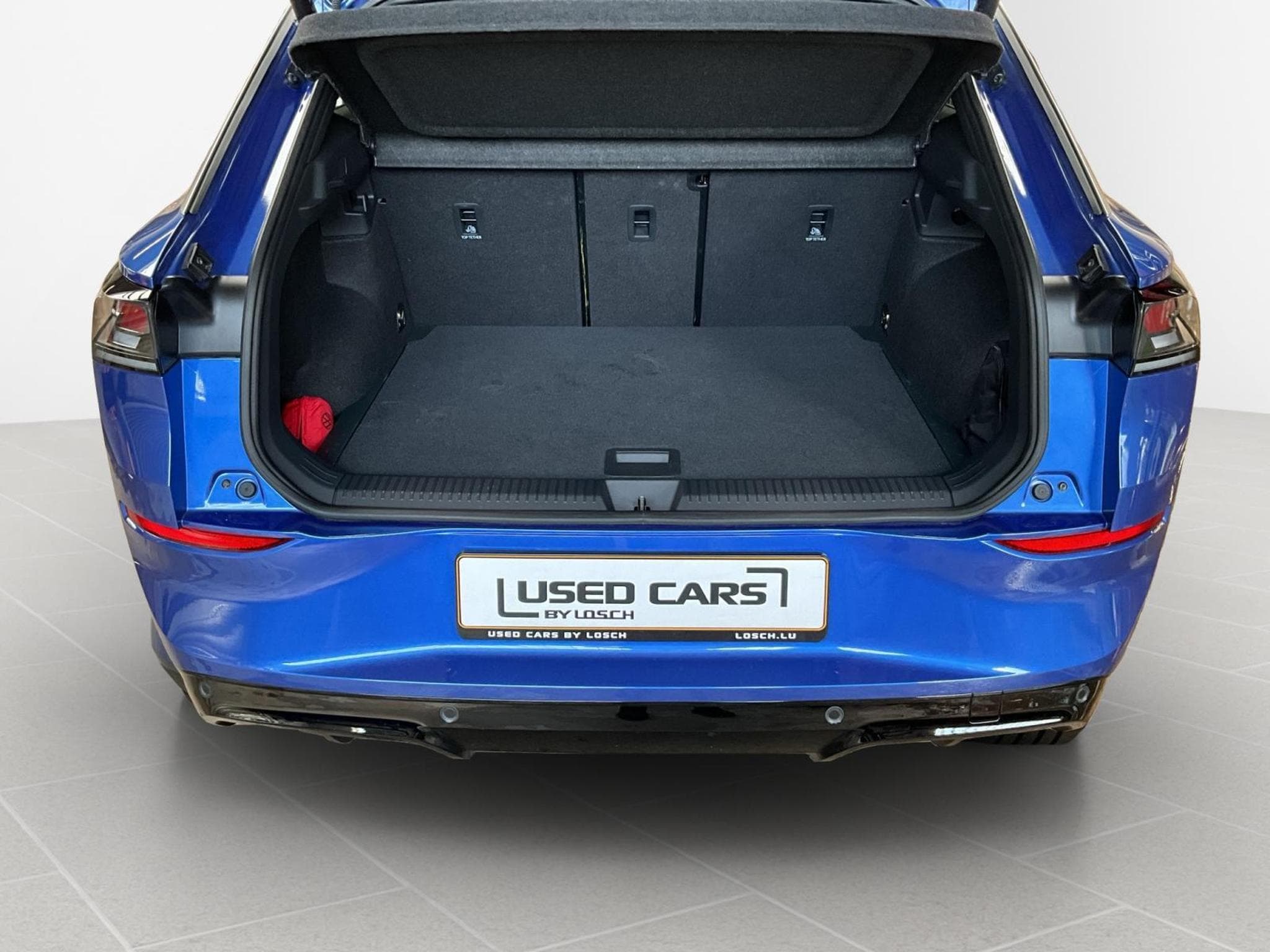 VW T-Roc NF+R-Line+DSG+360°+Head+LED+NAVI (2025) - Foto 16