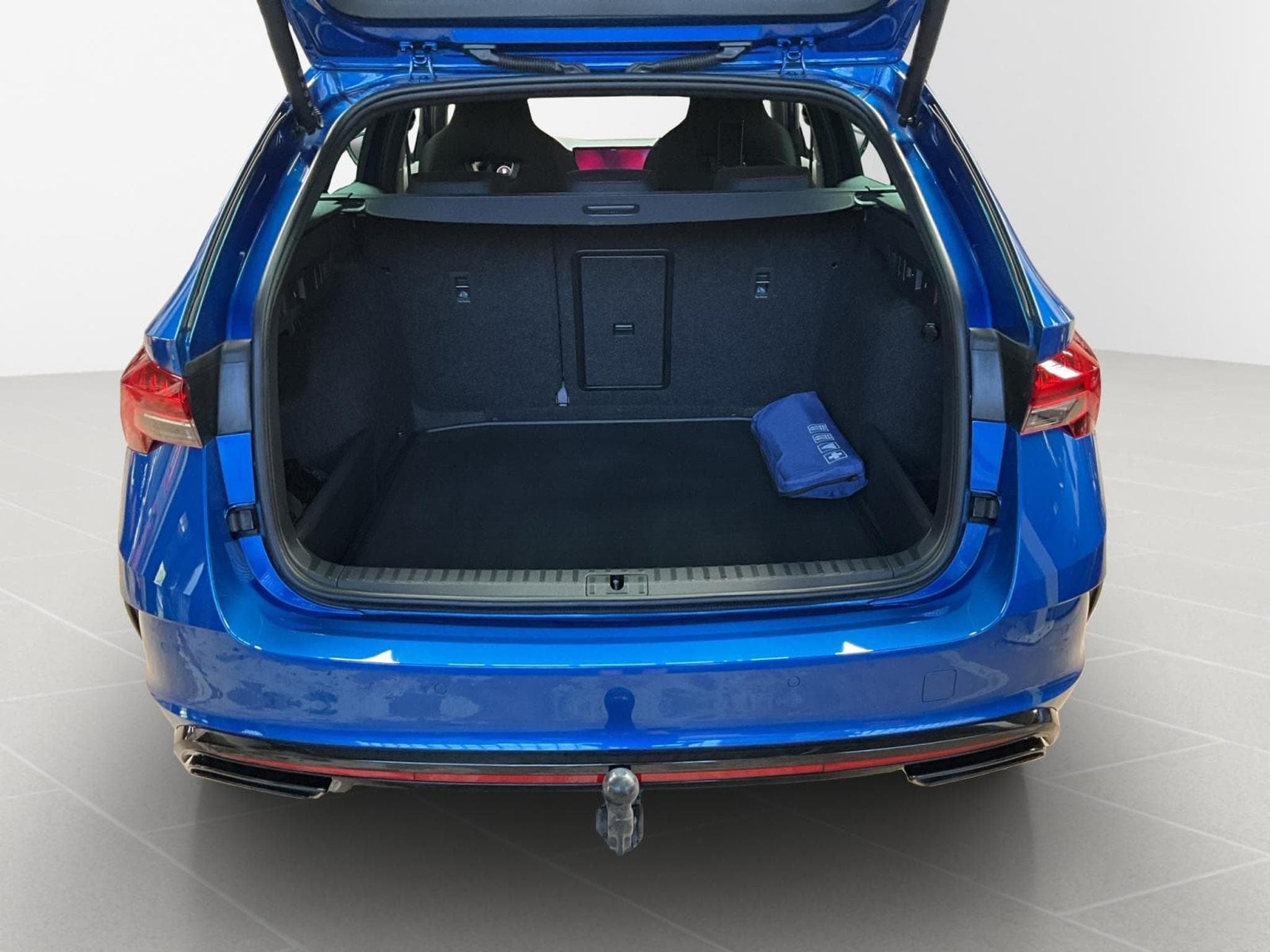 Skoda Octavia RS+DSG+P.Assisted+LM19+AHK+Head-Up+360°View (2025) - Foto 16