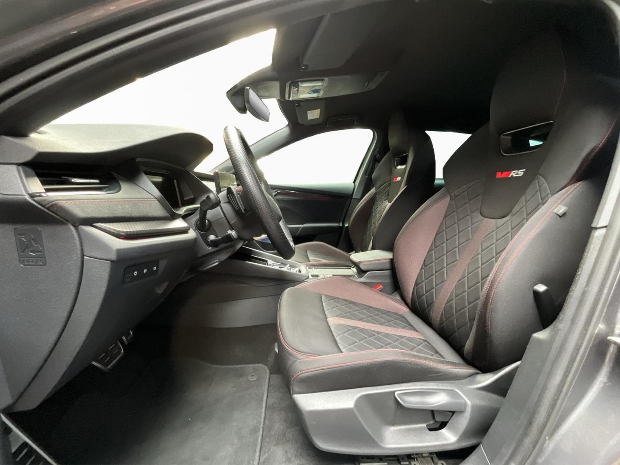 Skoda Octavia RS+DSG+P.Confort3+AHK+P.Challenge+P.RS (2022) - Foto 9