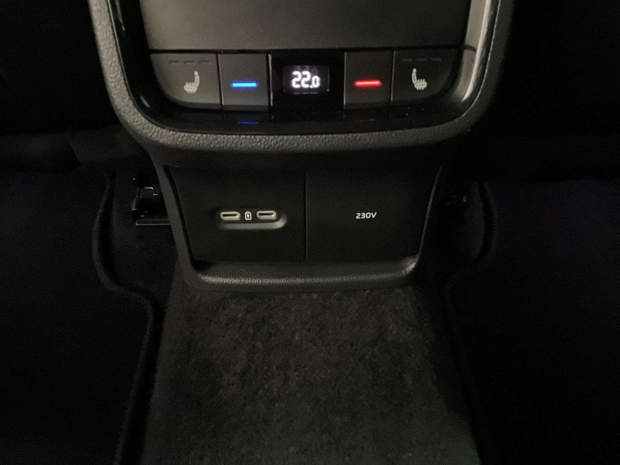 Skoda Octavia RS+DSG+P.Confort3+AHK+P.Challenge+P.RS (2022) - Foto 22