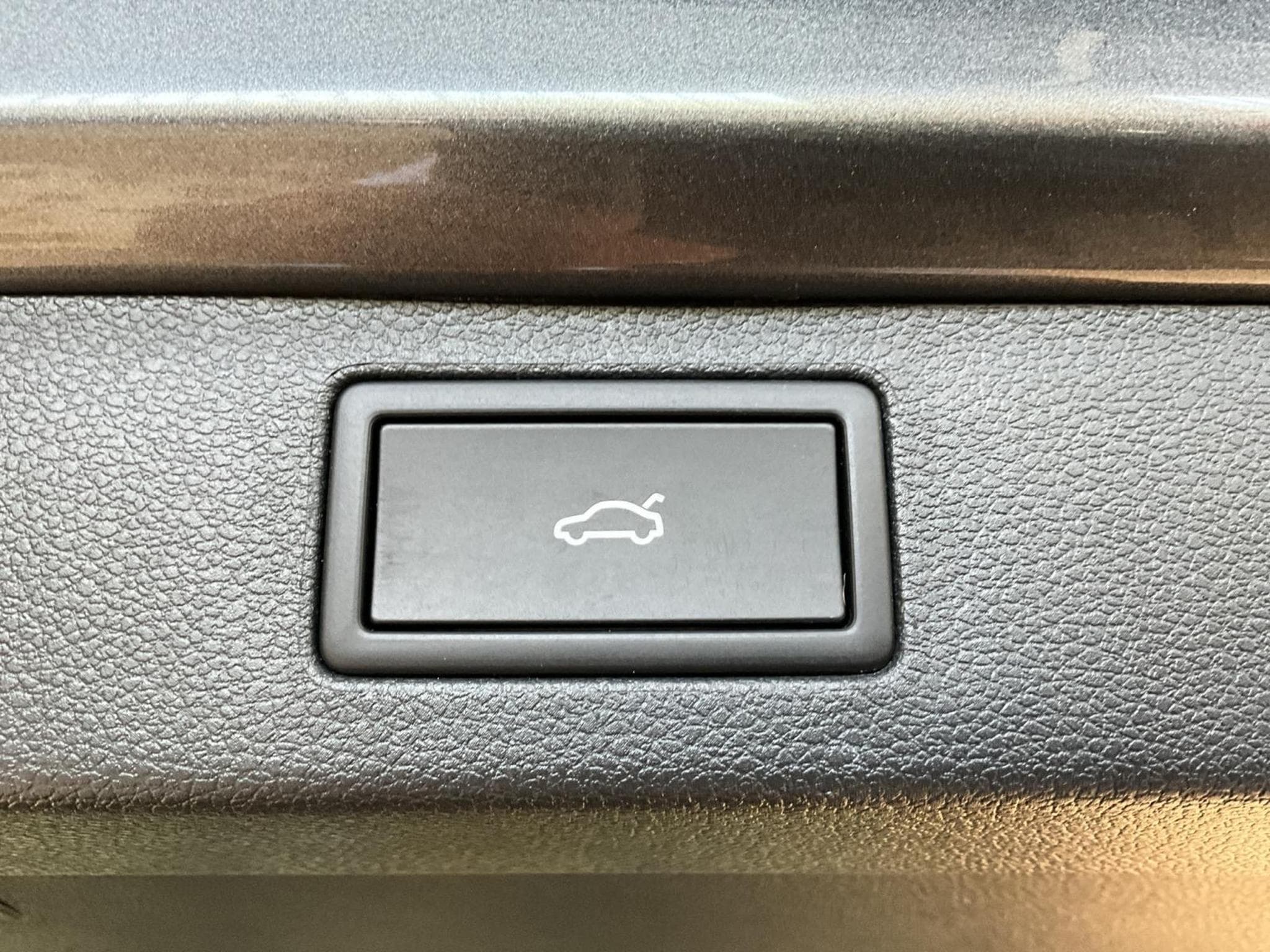 Skoda Kamiq Monte-carlo+DSG+LED+NAVI+P.Assissted+P.Park&Go (2025) - Foto 19