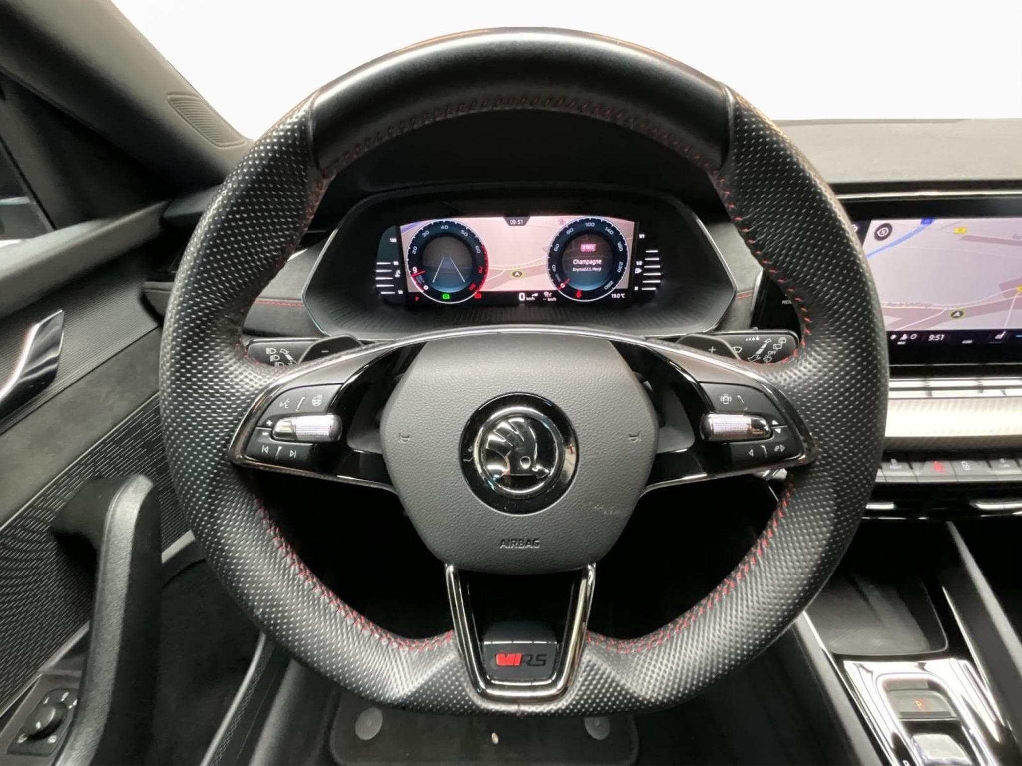 Skoda Octavia RS+DSG+AHK+HEAD-UP+LED+NAVI (2023) - Foto 10