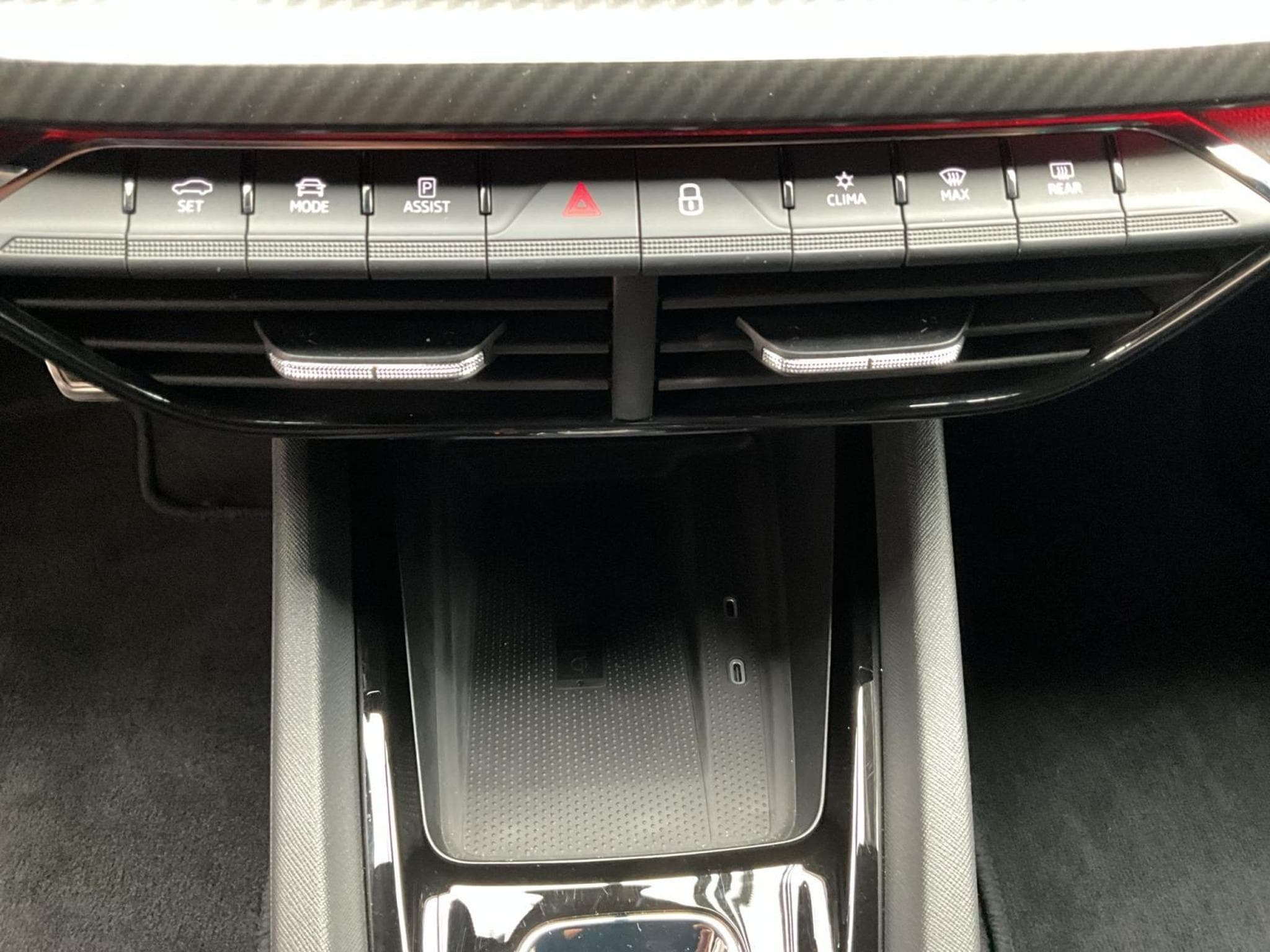 Skoda Octavia RS+DSG+AHK+HEAD-UP+LED+NAVI (2023) - Foto 20