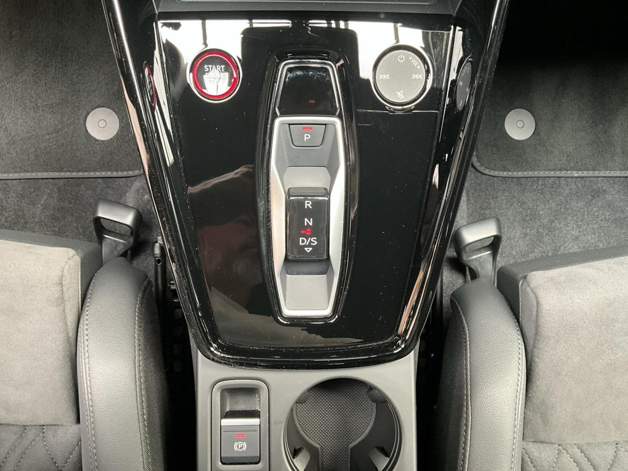 Audi RS3 SB+Quattro+S-Tronic+P.Premium+Auspuff-RS-Sport+Sonos (2026) - Foto 12