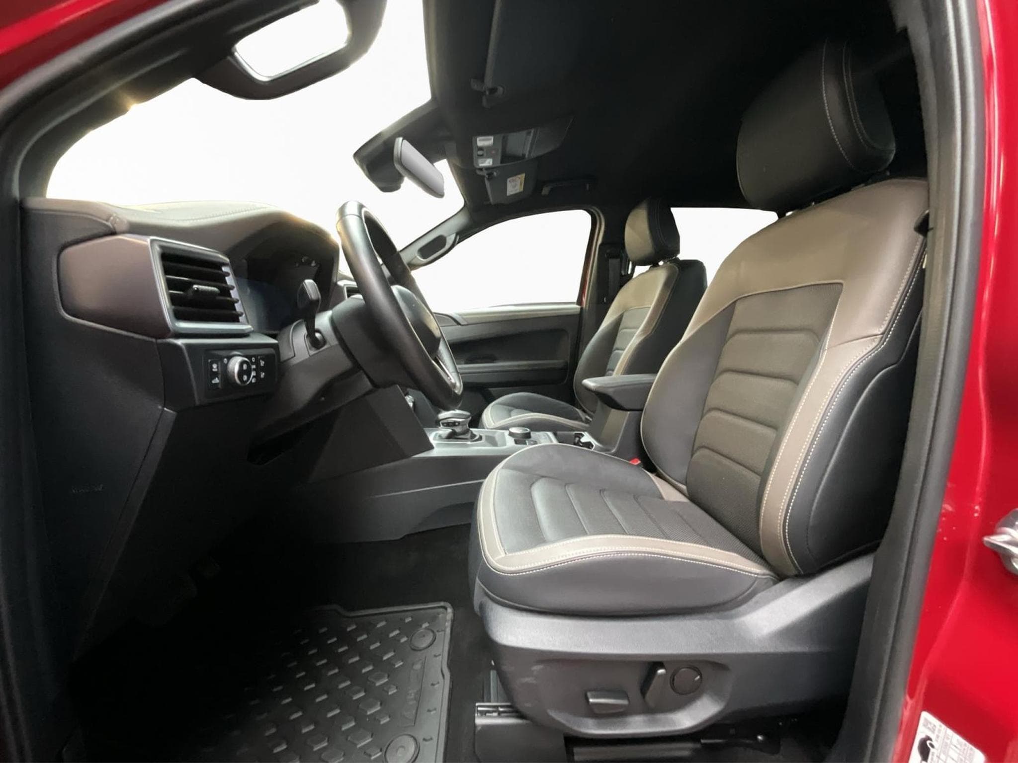 VW Amarok DC-Aventura+Aut10+4Motion+Ahk+Bloc-diff-AR+StandH. (2025) - Foto 9
