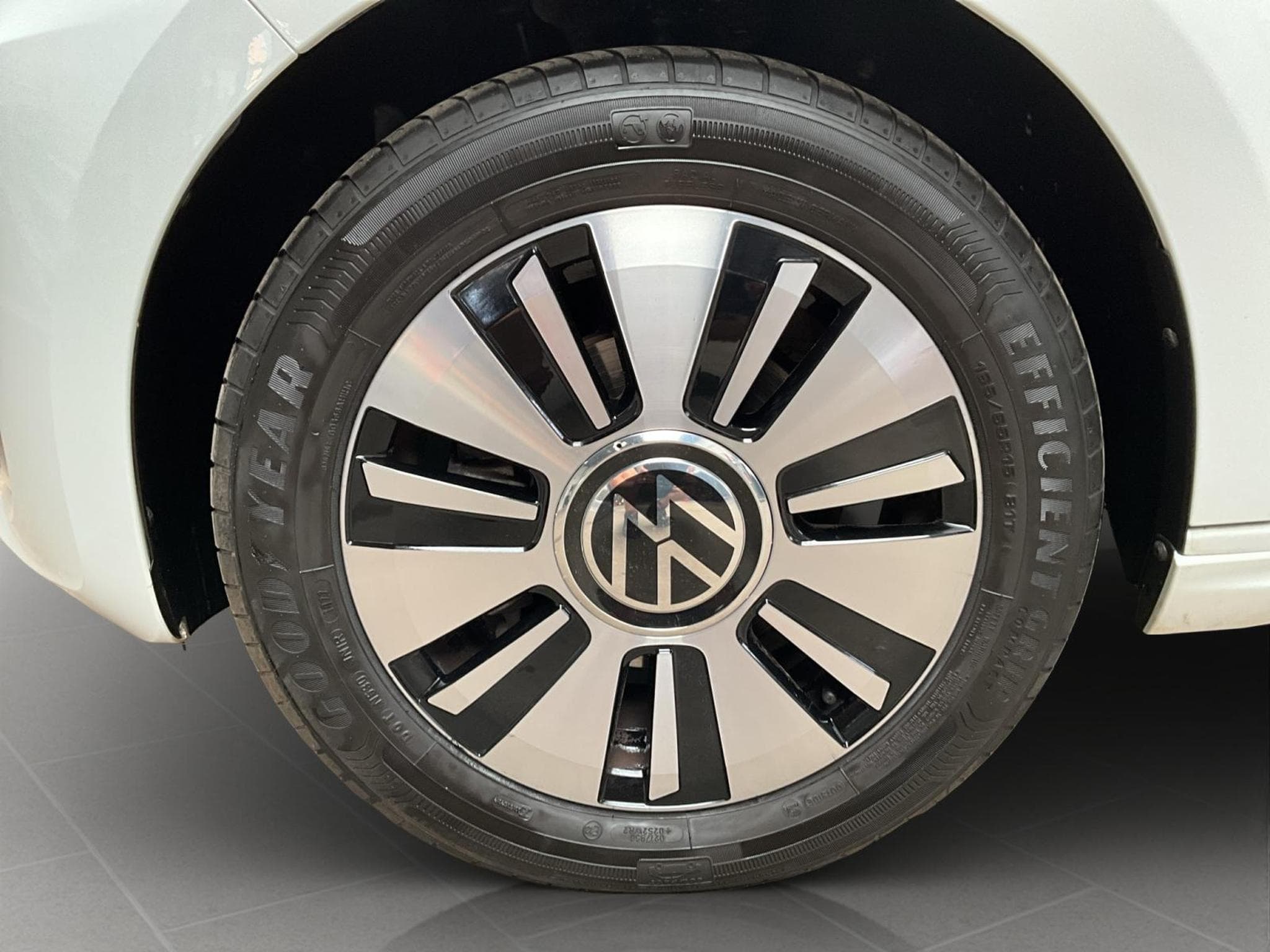 VW UP Style+P.Rangement+P.Aide+P.Confort (2022) - Foto 8