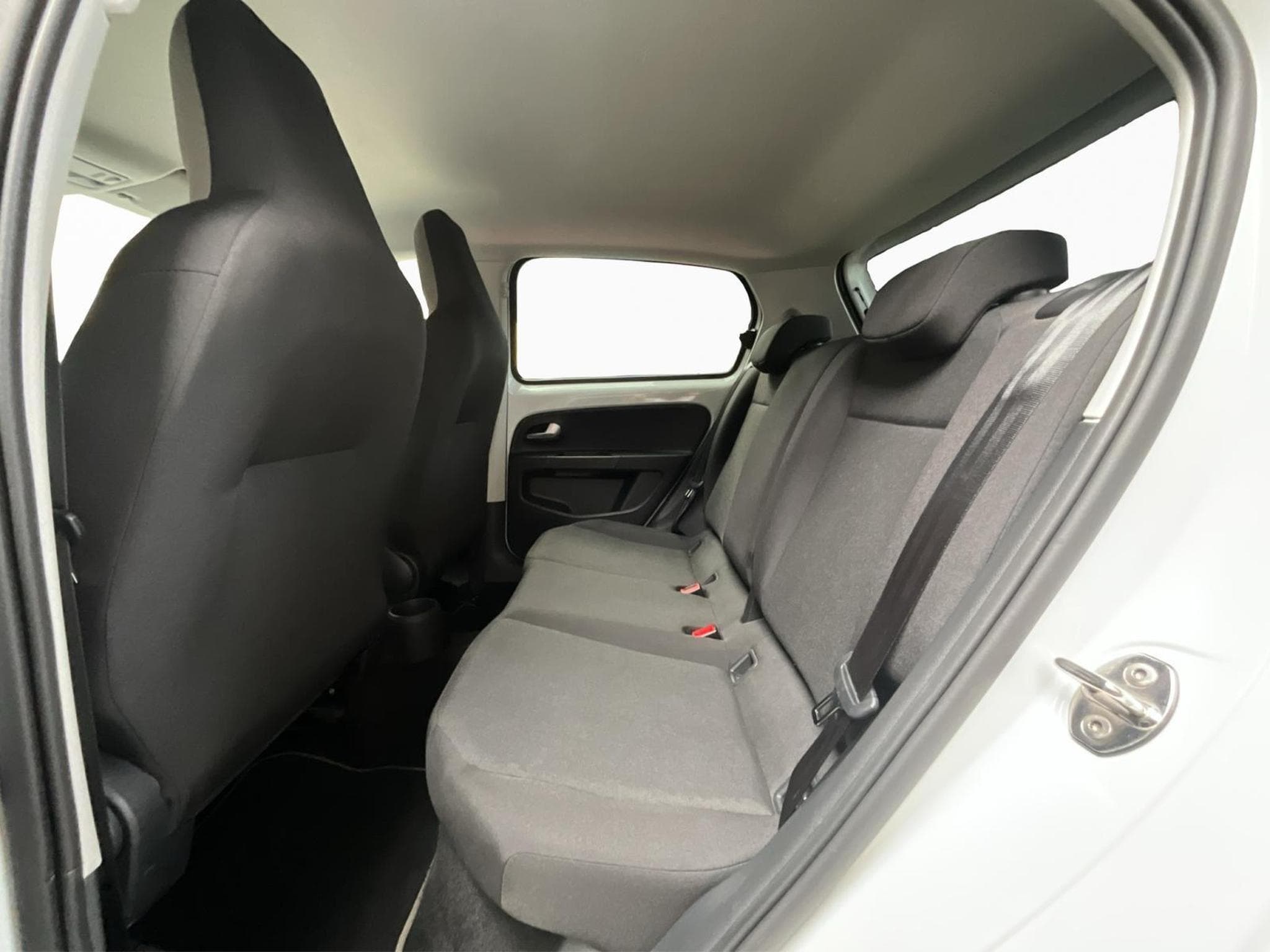 VW UP Style+P.Rangement+P.Aide+P.Confort (2022) - Foto 15