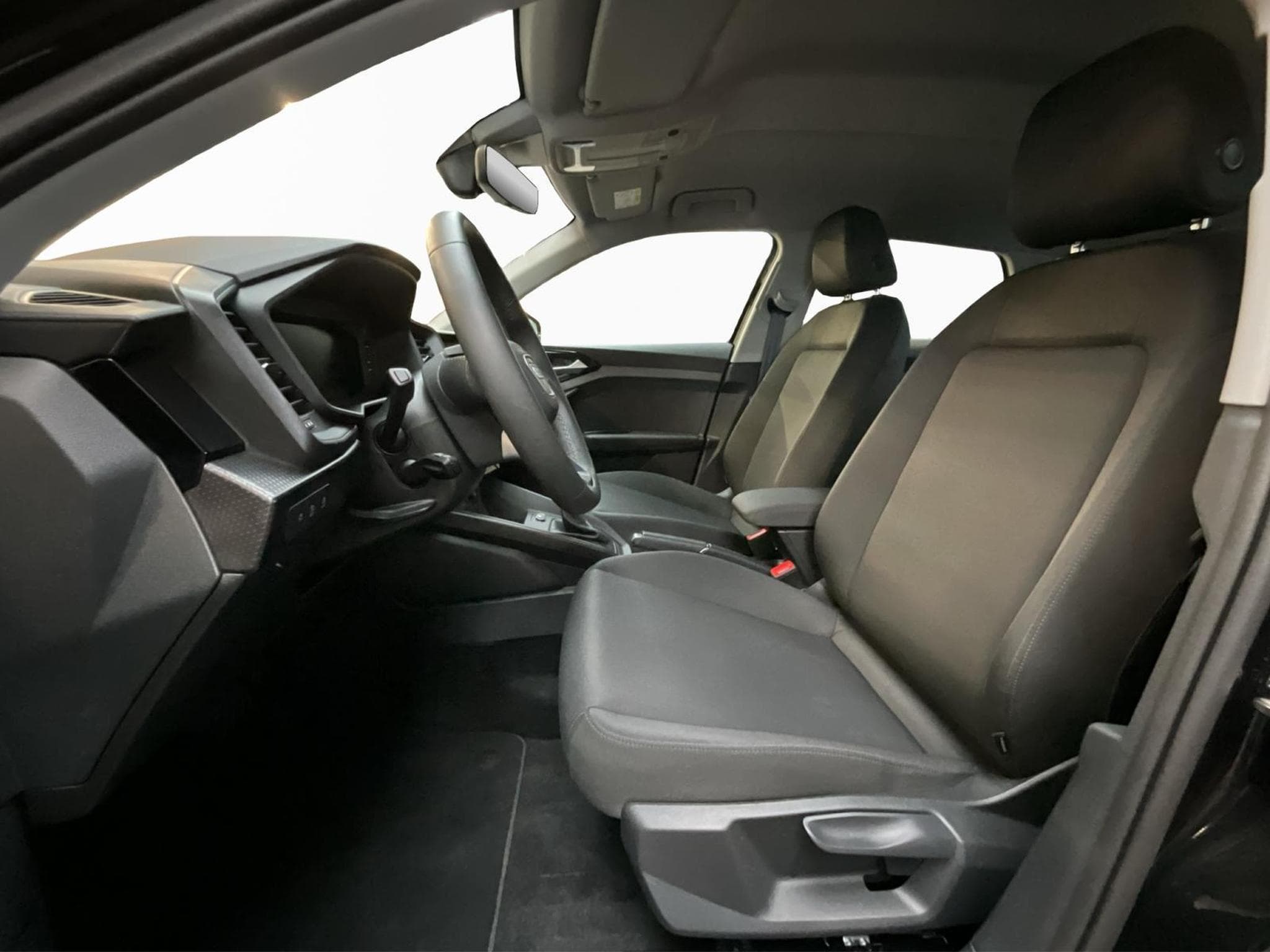 Audi A1 SB+Advanced+S-Tronic+LED+Navi+P.Business+ (2025) - Foto 9
