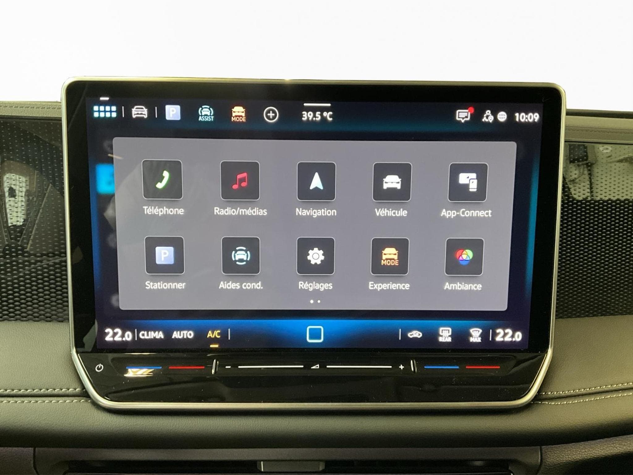 VW Tiguan Life+DSG+Harman-Kardan+LED+P.Design (2025) - Photo 13