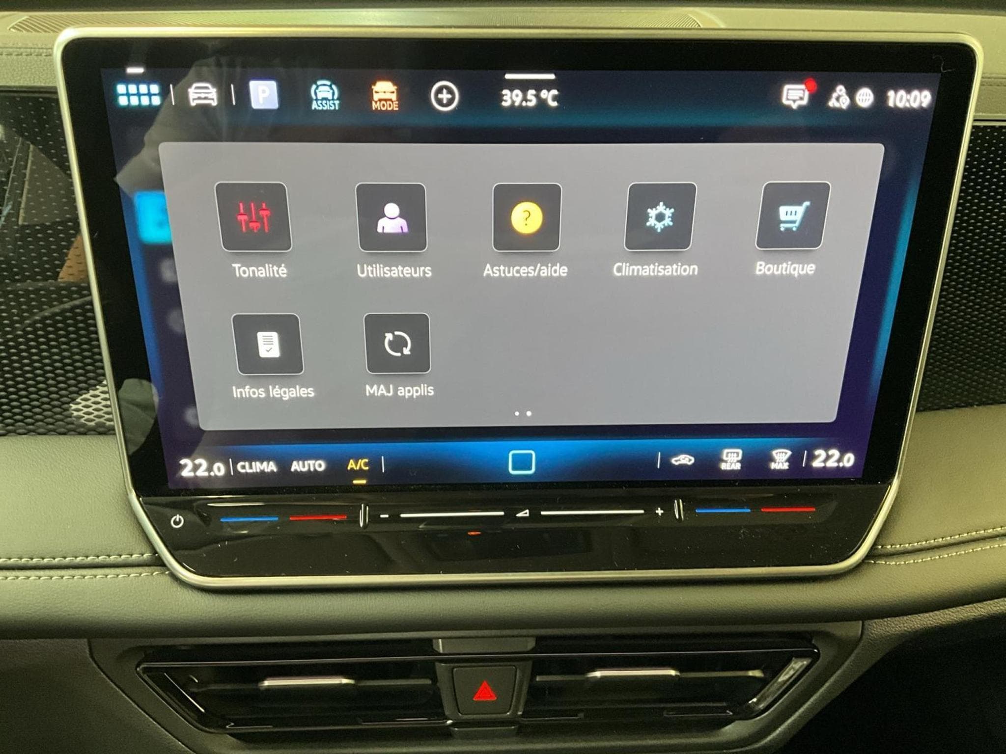 VW Tiguan Life+DSG+Harman-Kardan+LED+P.Design (2025) - Photo 20