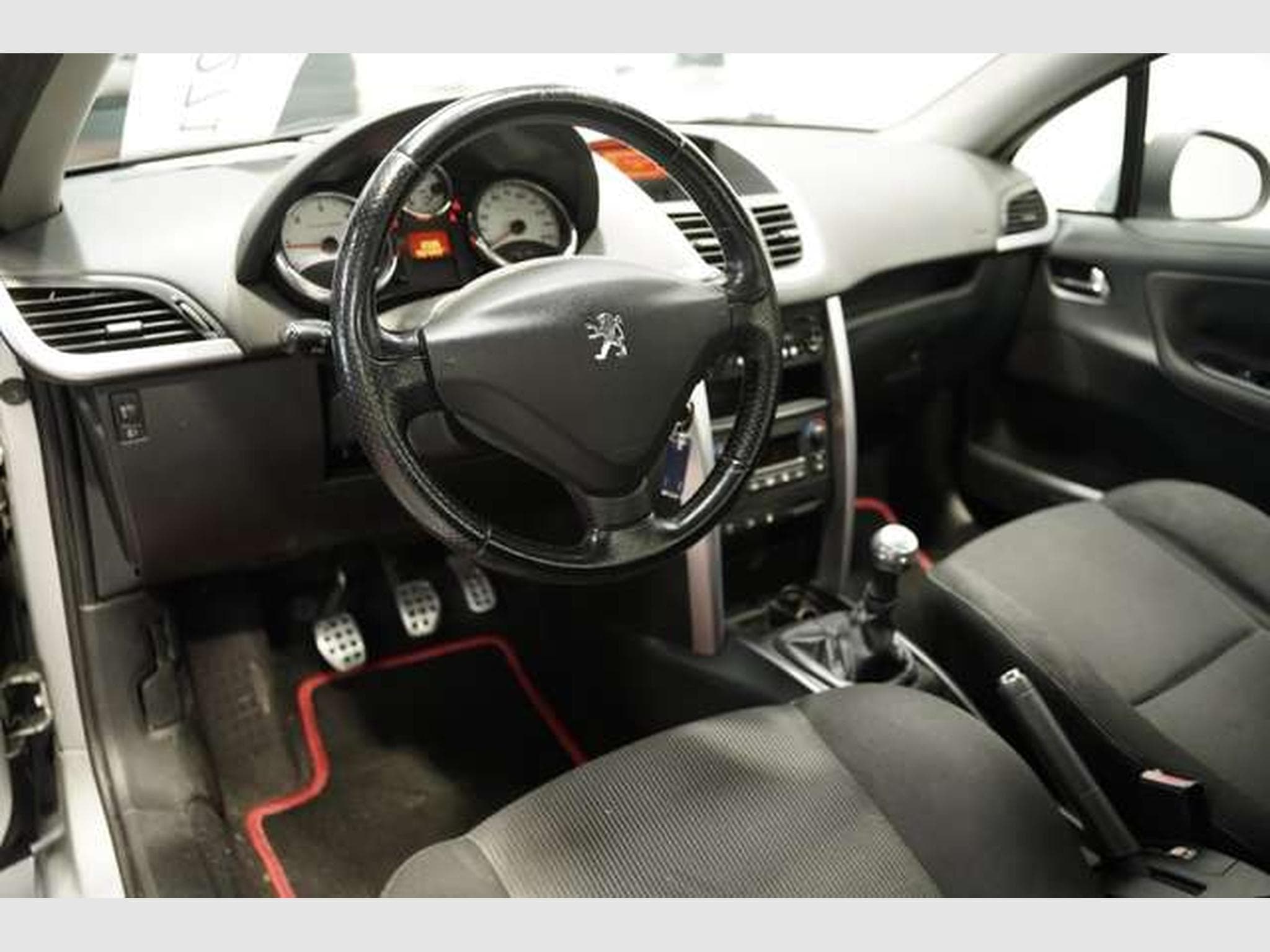 Peugeot 207 Sport *Einparkhilfe *Windschott *Winter-P (2009) - Photo 7