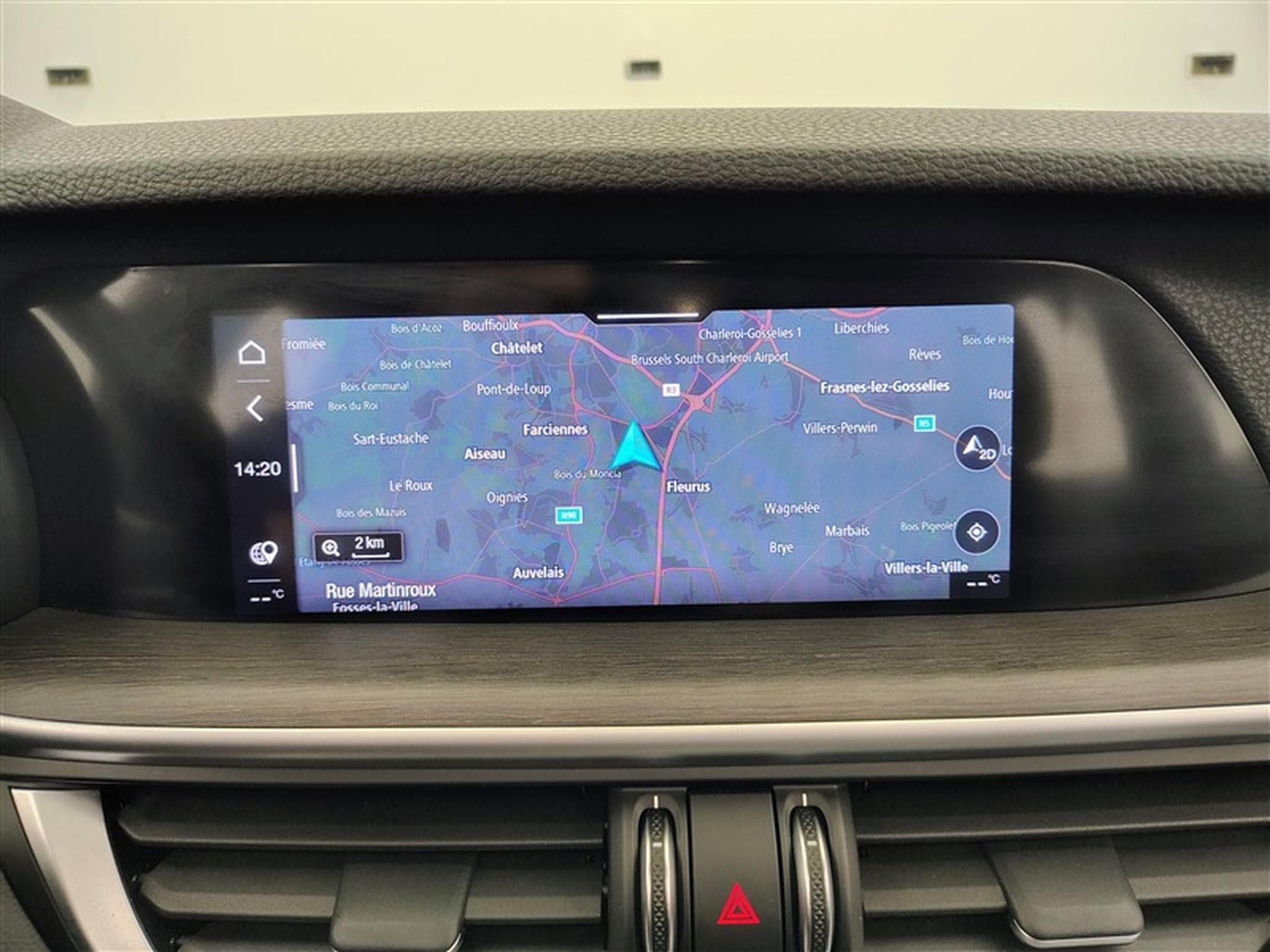 Alfa-Romeo Stelvio 2.2 MJD TI **AUTO/CUIR/CAMERA/SG CH/FULL LED** (2022) - Photo 11