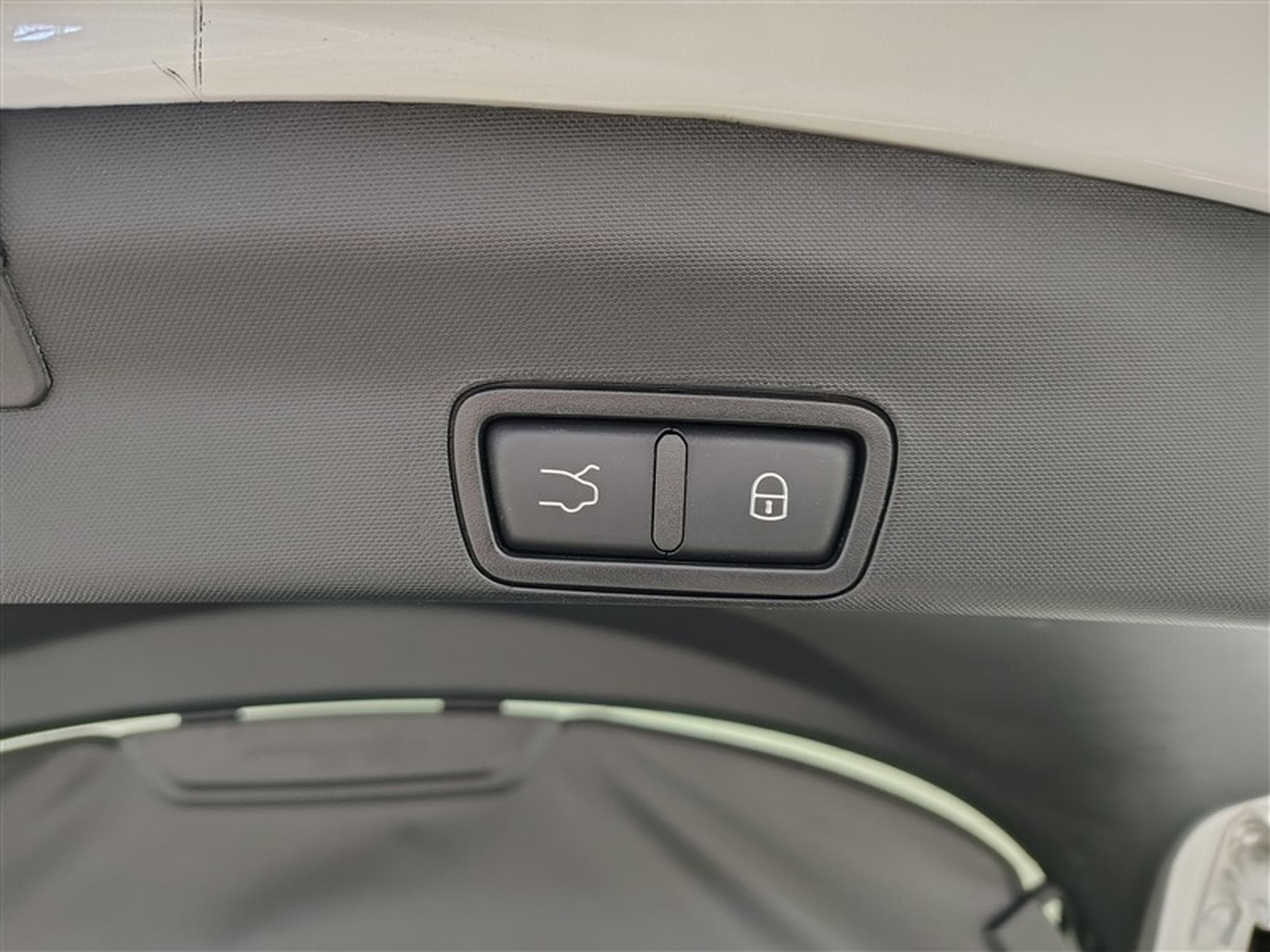 Alfa-Romeo Stelvio 2.2 MJD TI **AUTO/CUIR/CAMERA/SG CH/FULL LED** (2022) - Photo 20