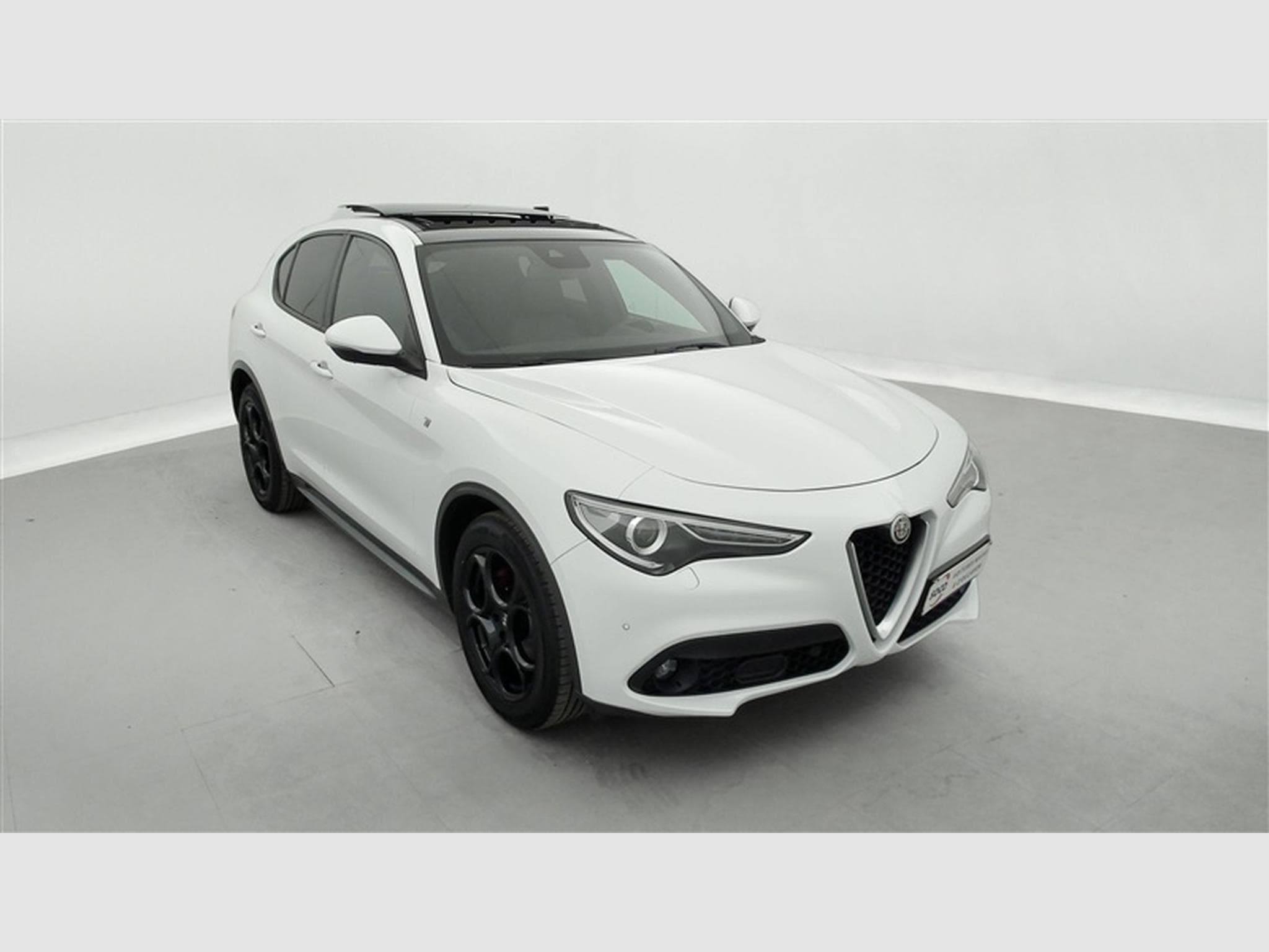 Alfa-Romeo Stelvio 2.2 MJD TI **AUTO/CUIR/CAMERA/SG CH/FULL LED** (2022) - Photo 24