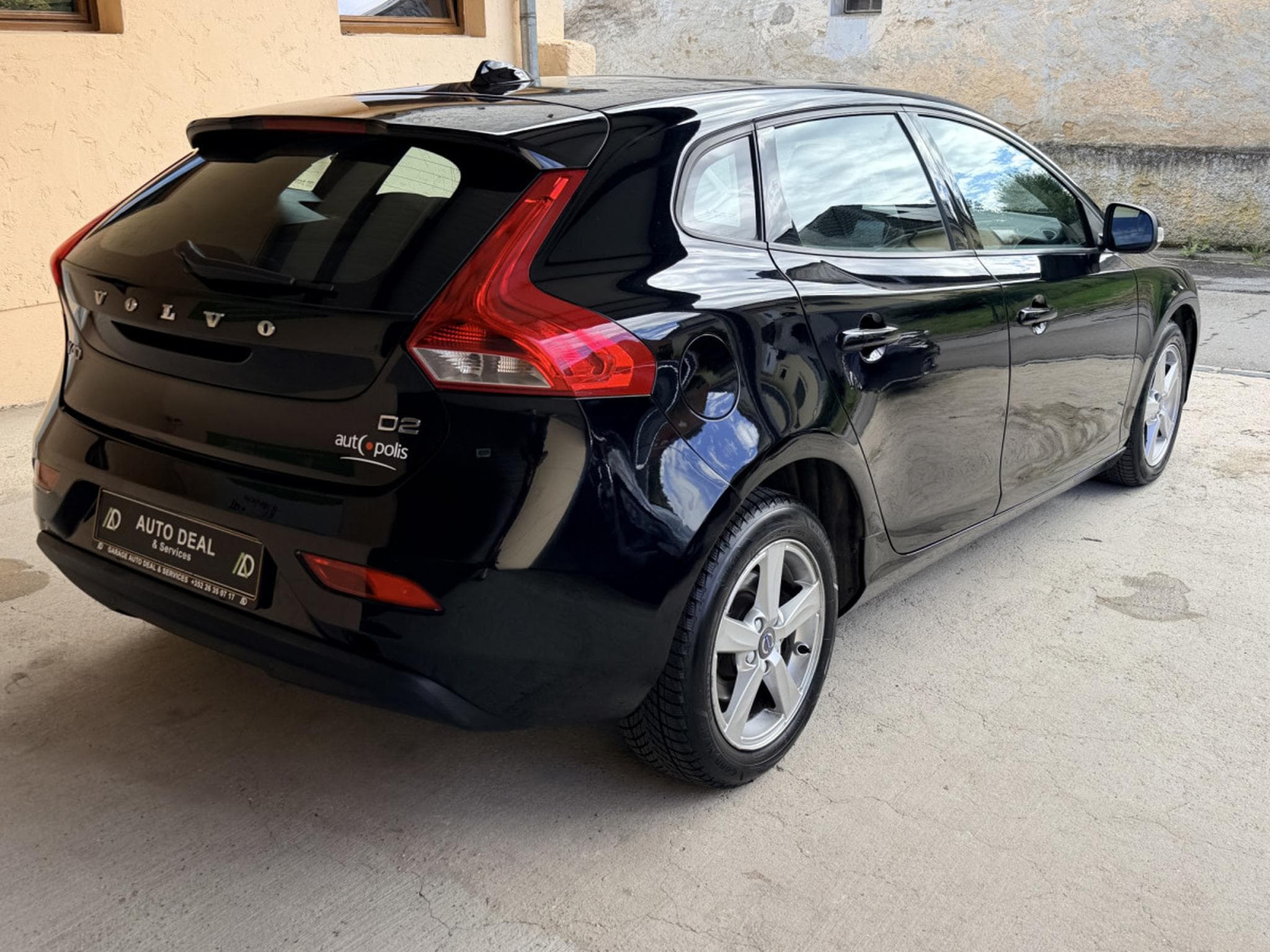Volvo V40 D2 120CV (2015) - Photo 5