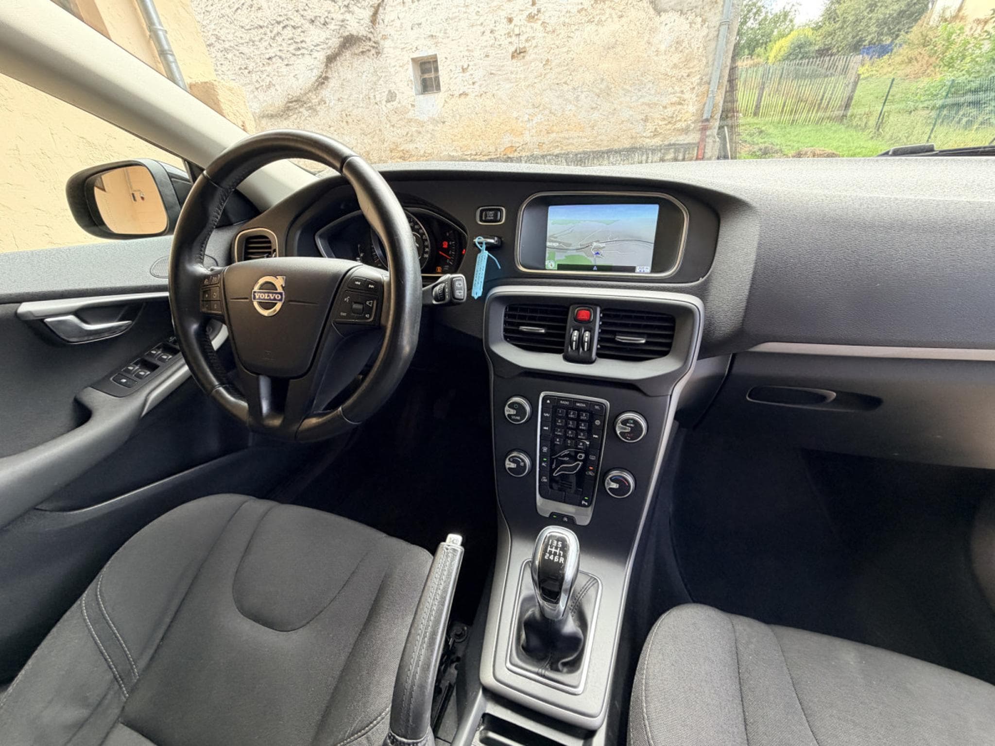 Volvo V40 D2 120CV (2015) - Photo 7